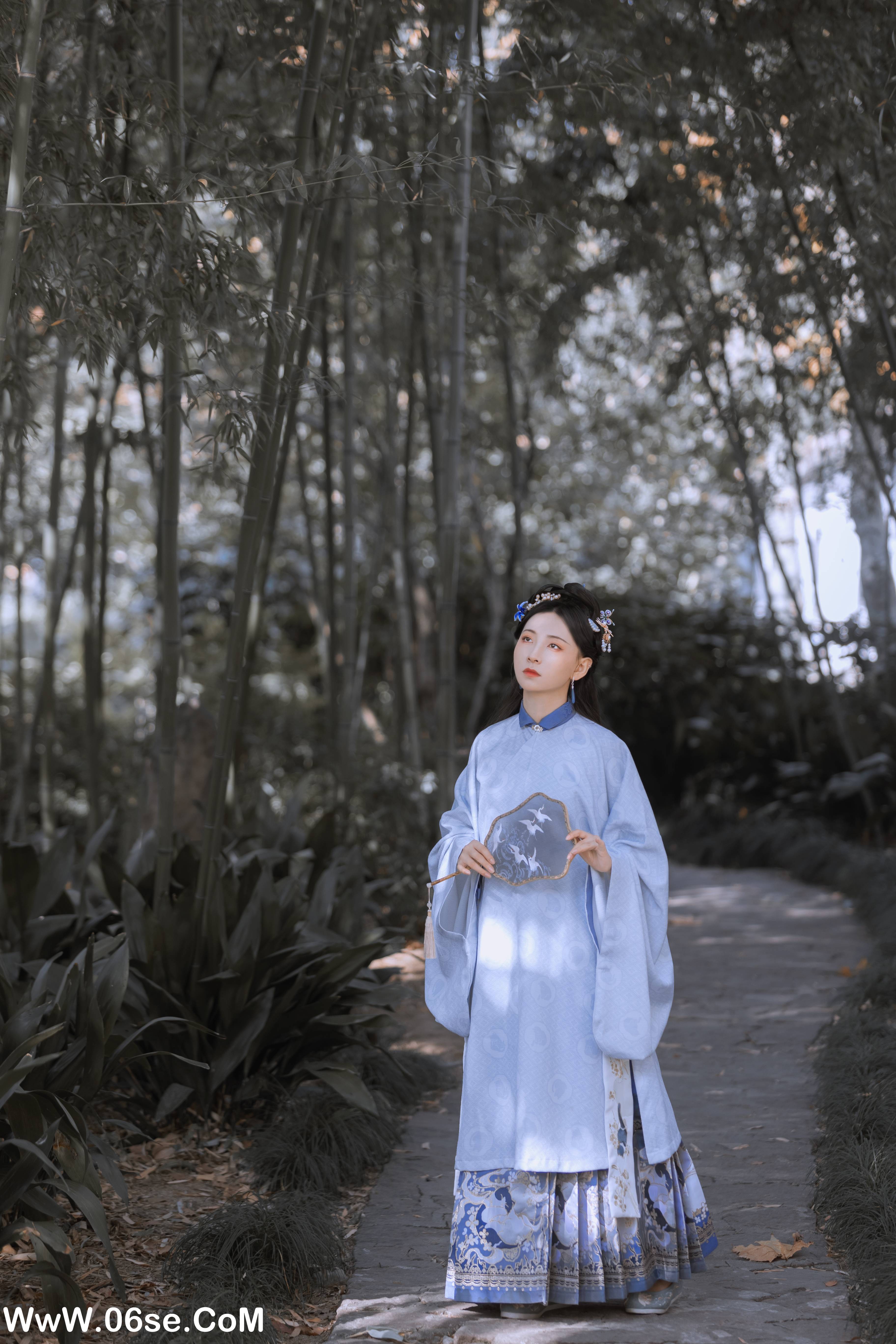 图片[32]-[YITUYU艺图语]2022.02.15 蓝灵 一念[36+1P／313MB]-六色网