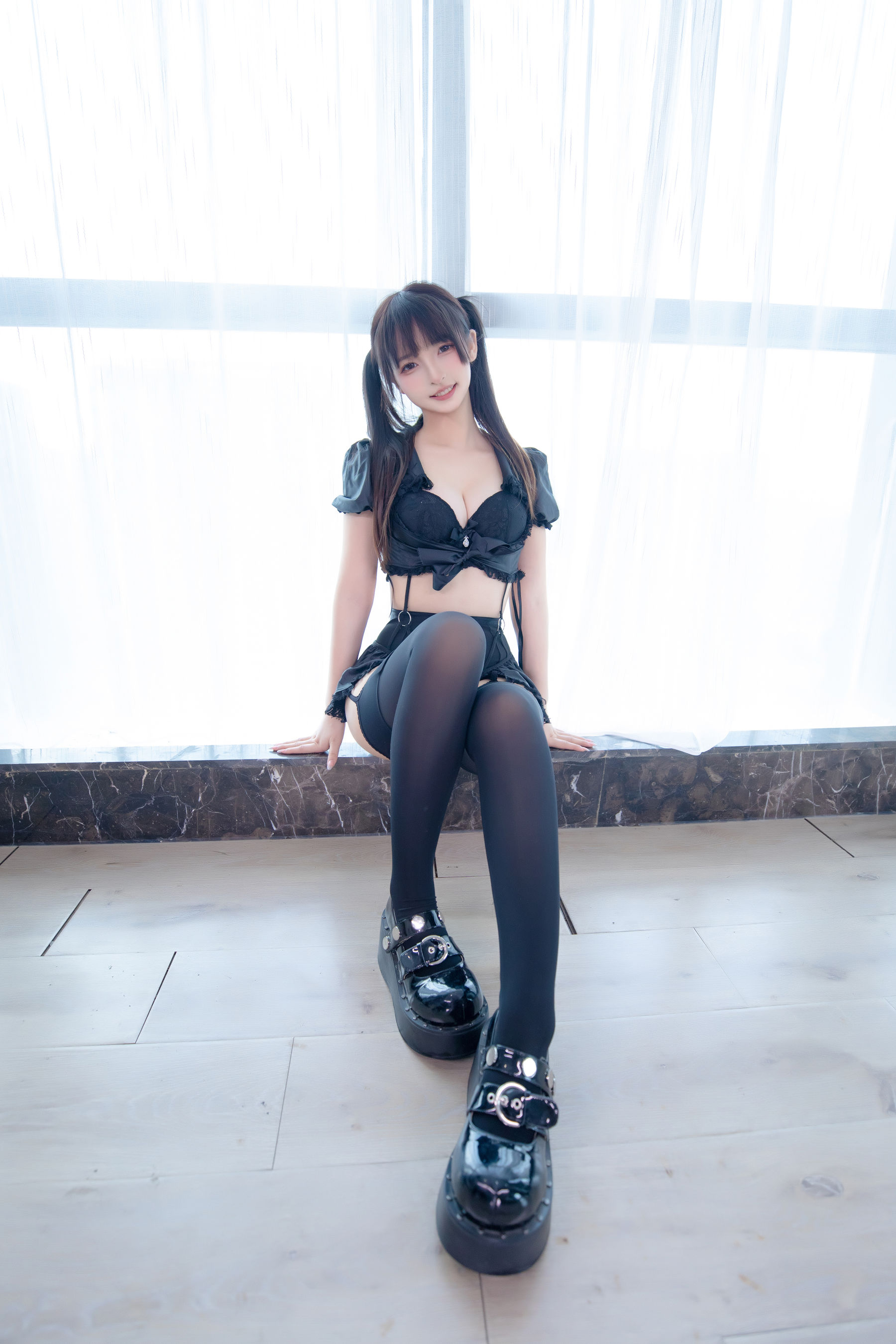 [福利COS]_萝莉神楽板真冬_之足底星光-写真图集共73P 3