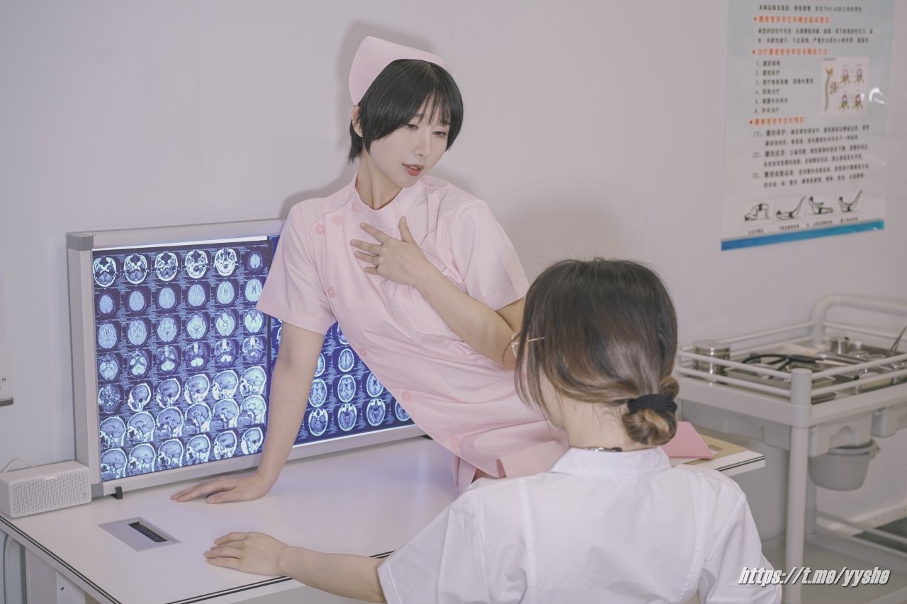 云溪溪 - 奶桃 N47医护 [80P+1V] 9