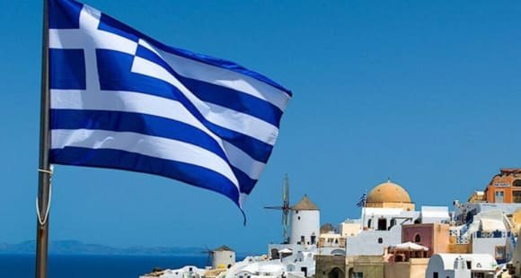 Выгоды инвестирования в недвижимость Греции