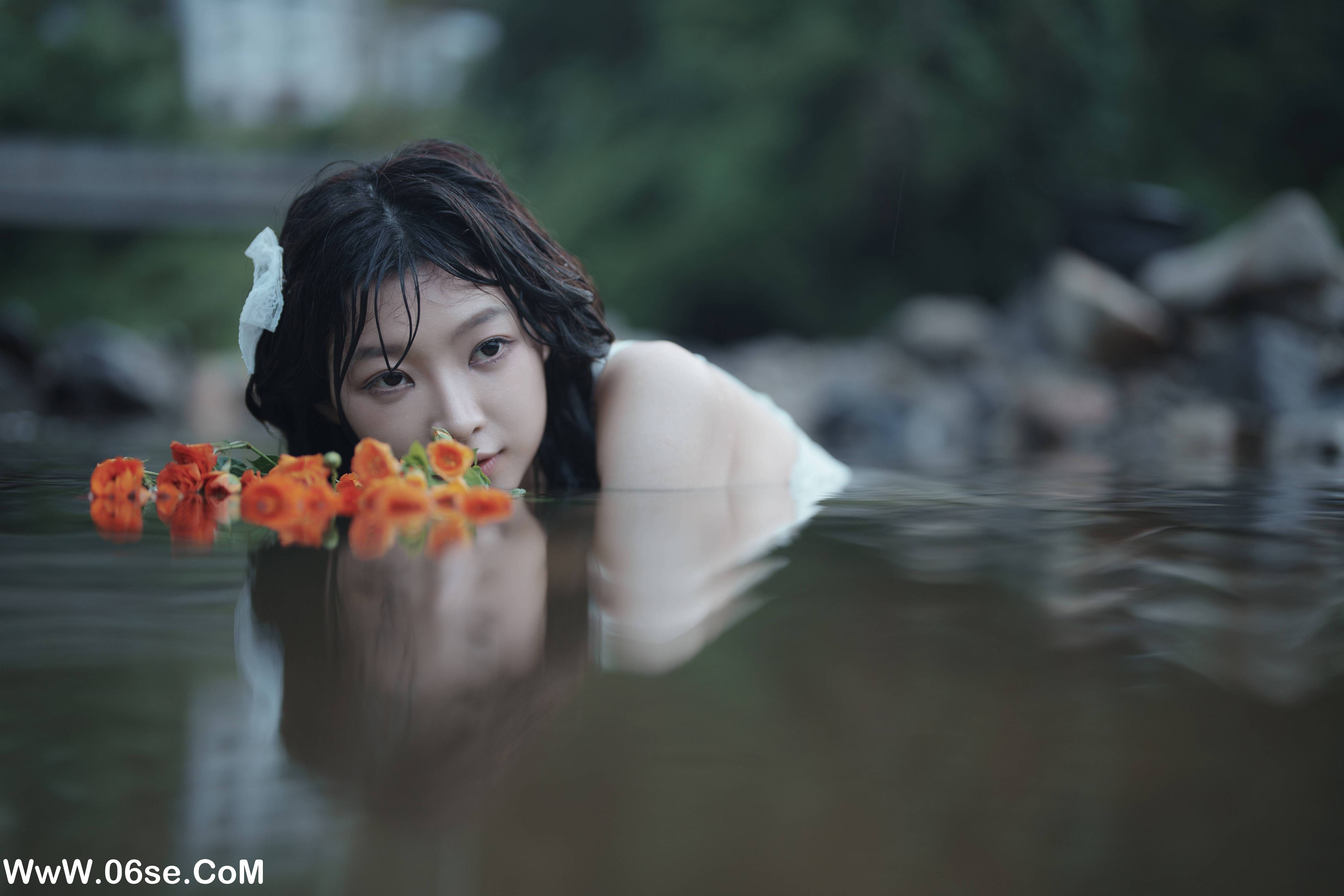 图片[38]-[YITUYU艺图语]2022.09.12 又甜又欲，很难不爱。山涧溪水，清凉一夏 七七[56+1P／461MB]-六色网