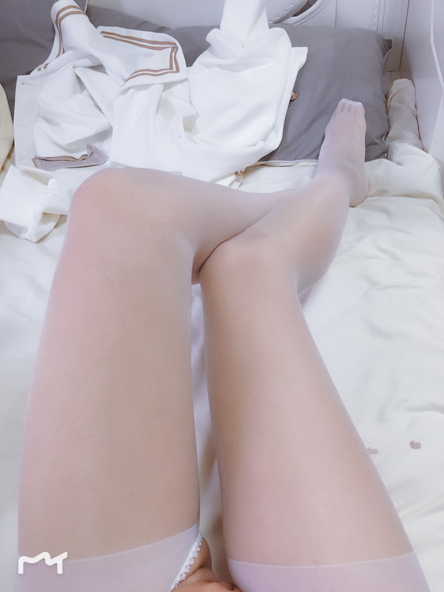 小奈奈-开档白丝 27P 7