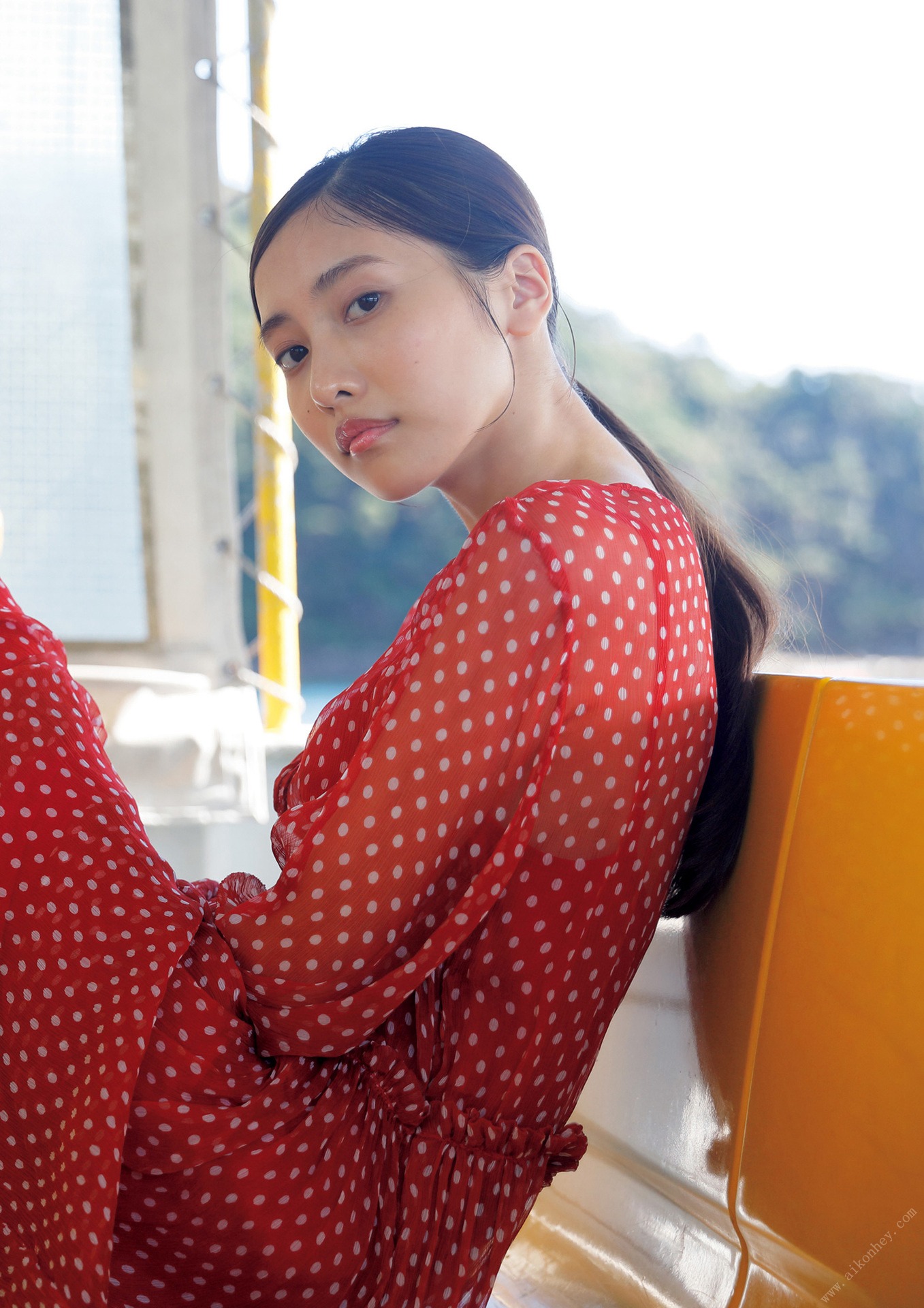 佐野ひなこ写真集「COLORS」 週プレ PHOTO BOOK 145P 55