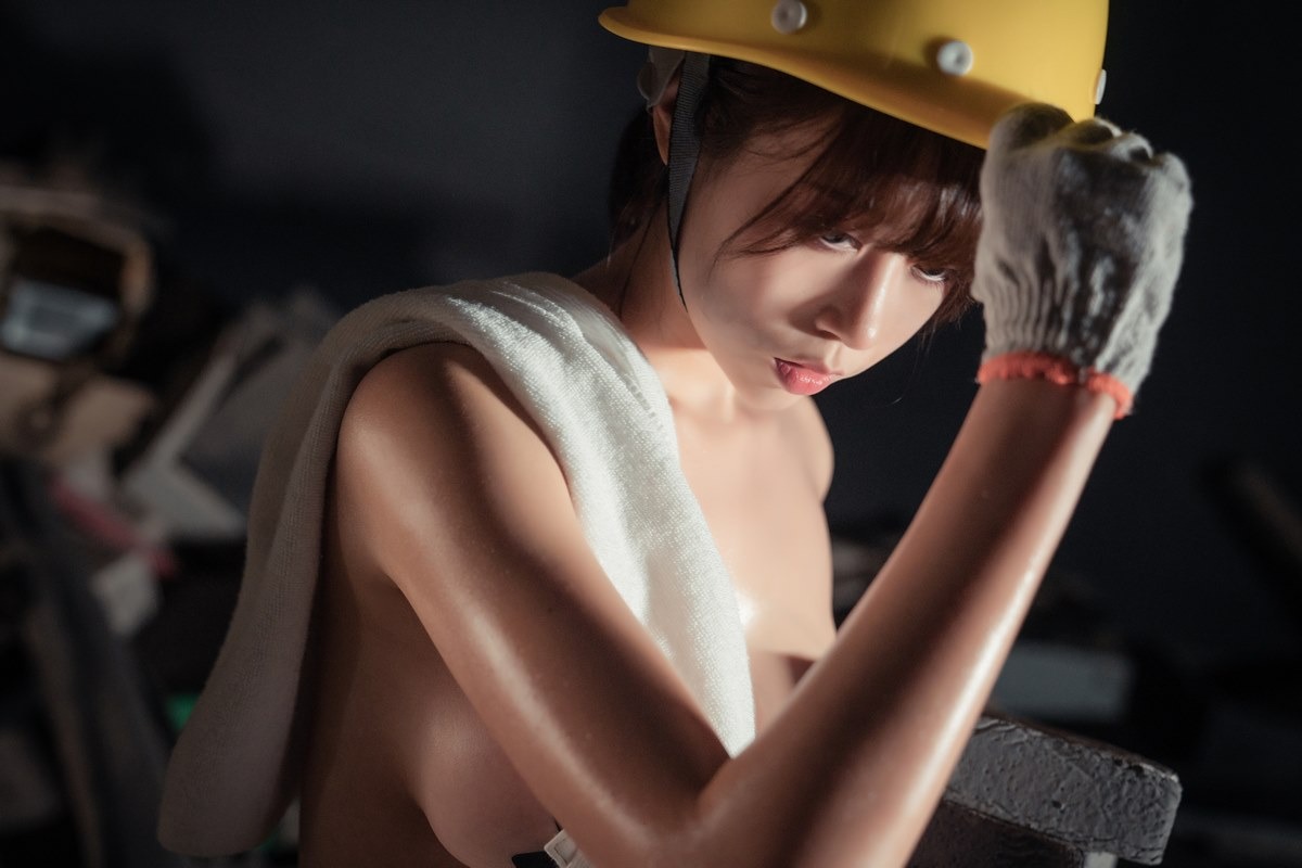 [Cos]奈汐酱 - 咱们工人有力量[35P] 16
