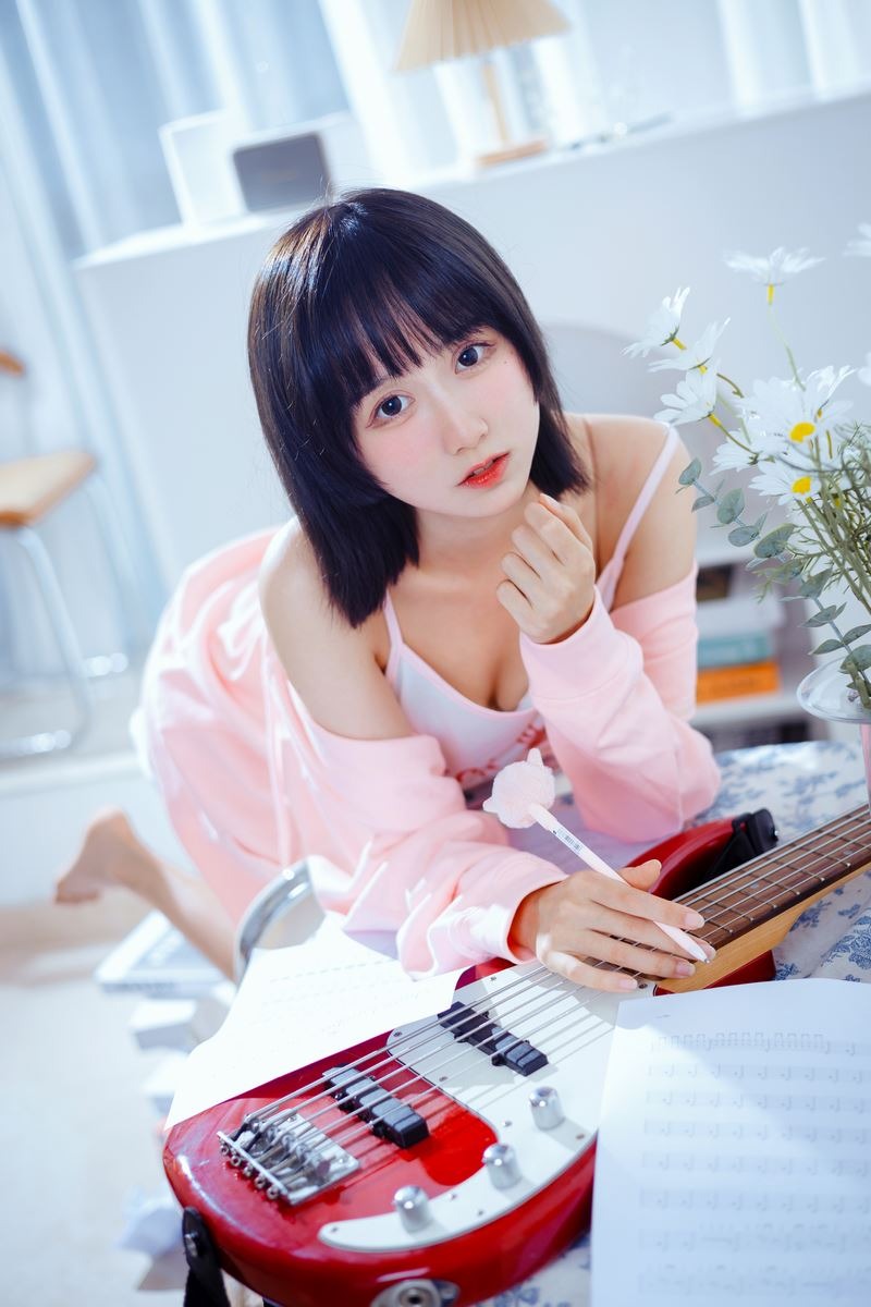 [Cos]木绵绵 - 贝斯与妹妹 [53P] 53