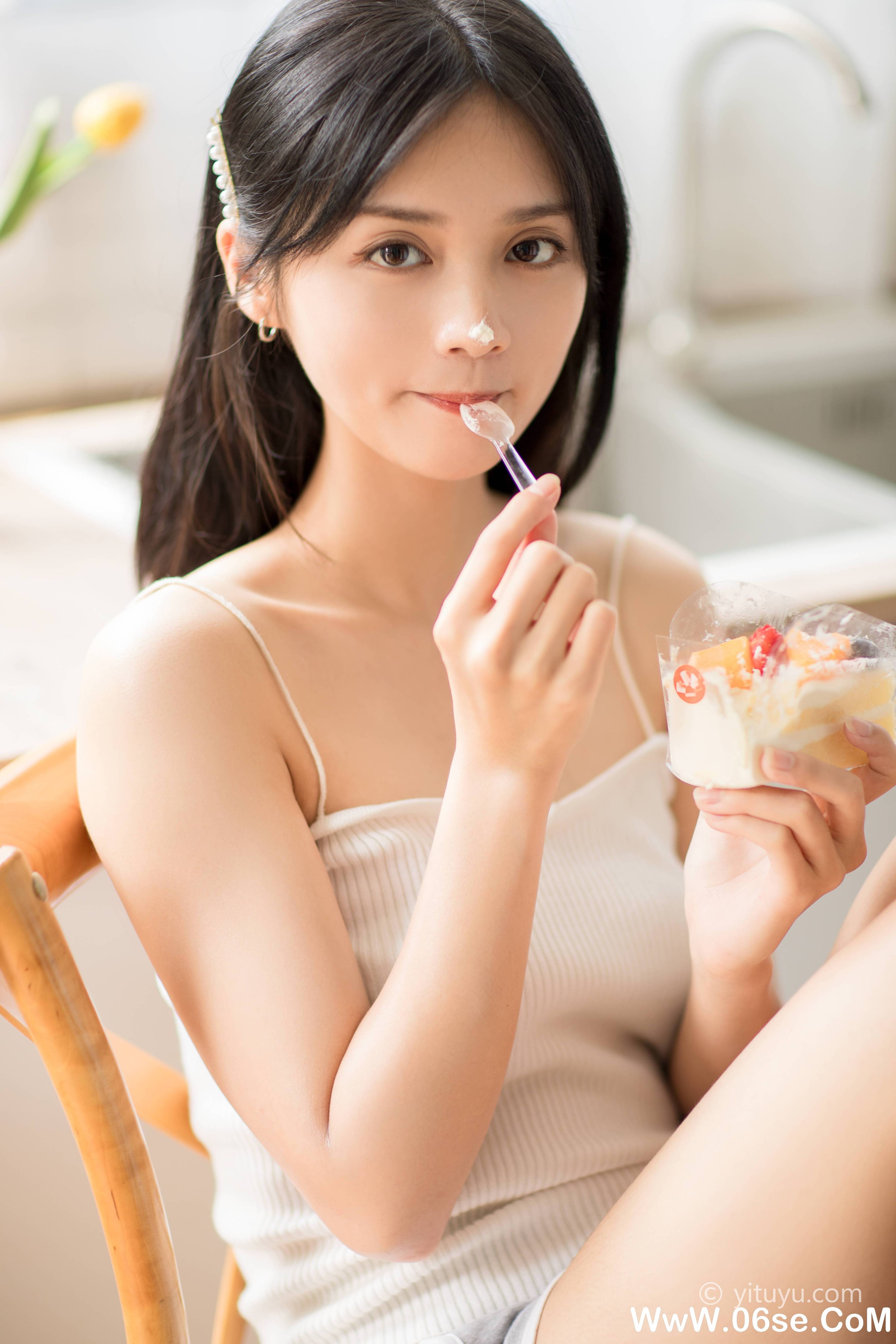 图片[19]-[YITUYU艺图语]2021.05.31 爱与光 雨文[25P／315MB]-六色网
