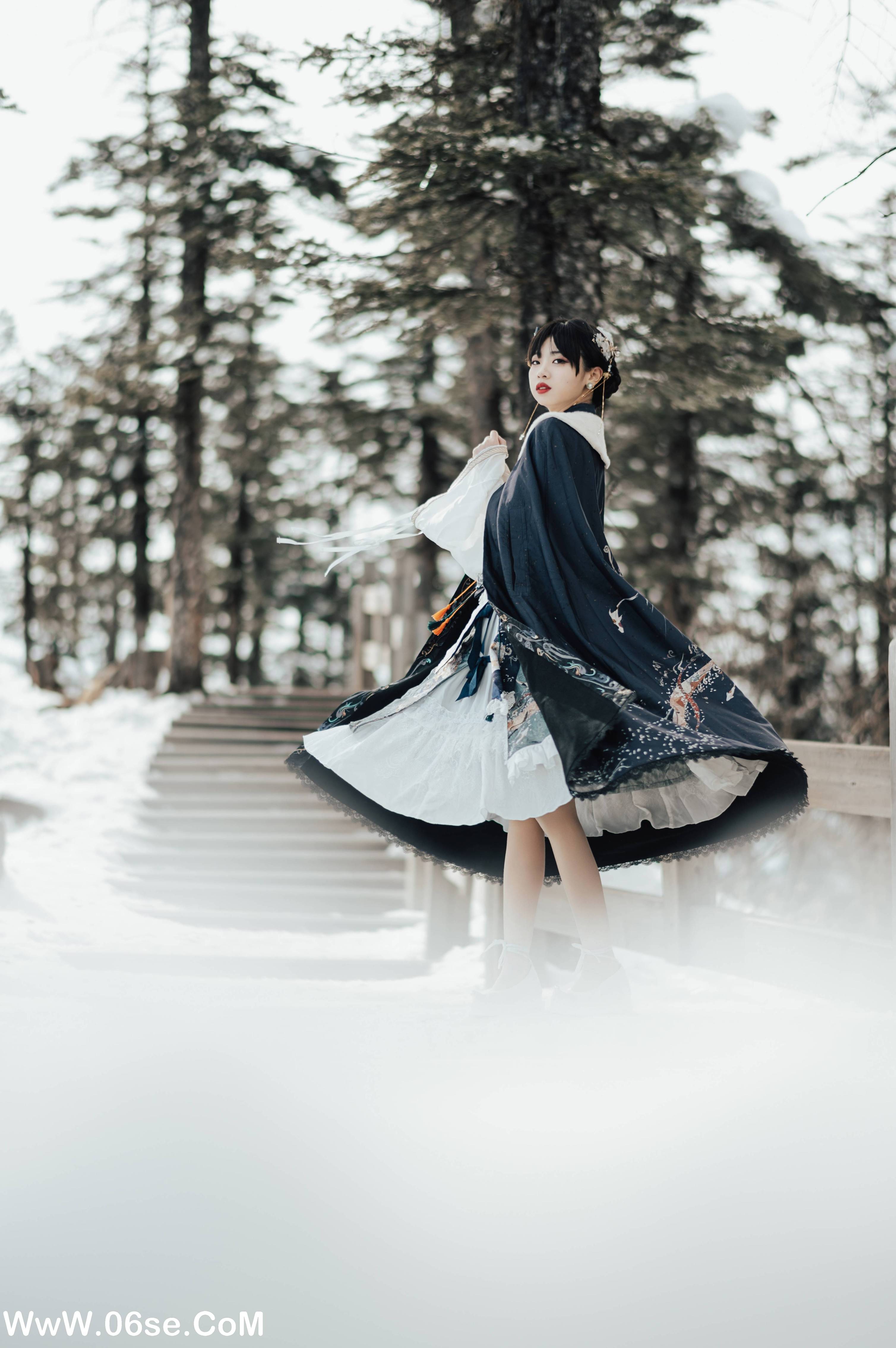 图片[20]-[YITUYU艺图语]2022.05.18 南山雪 池子[22P-199.84 MB]-六色网