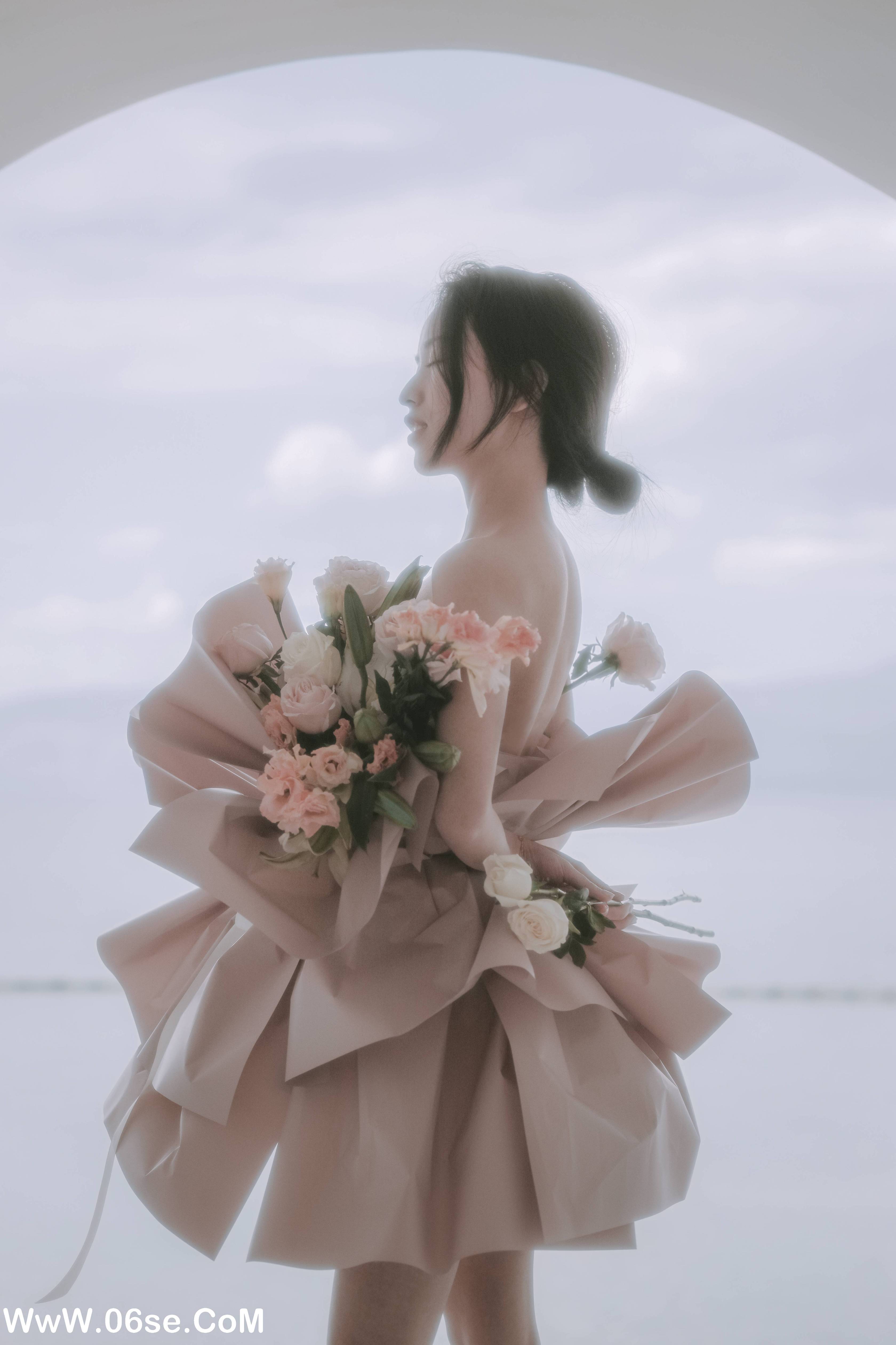 图片[31]-[YITUYU艺图语]2022.07.02 花与少女 小朱[36P-315.6M]-六色网