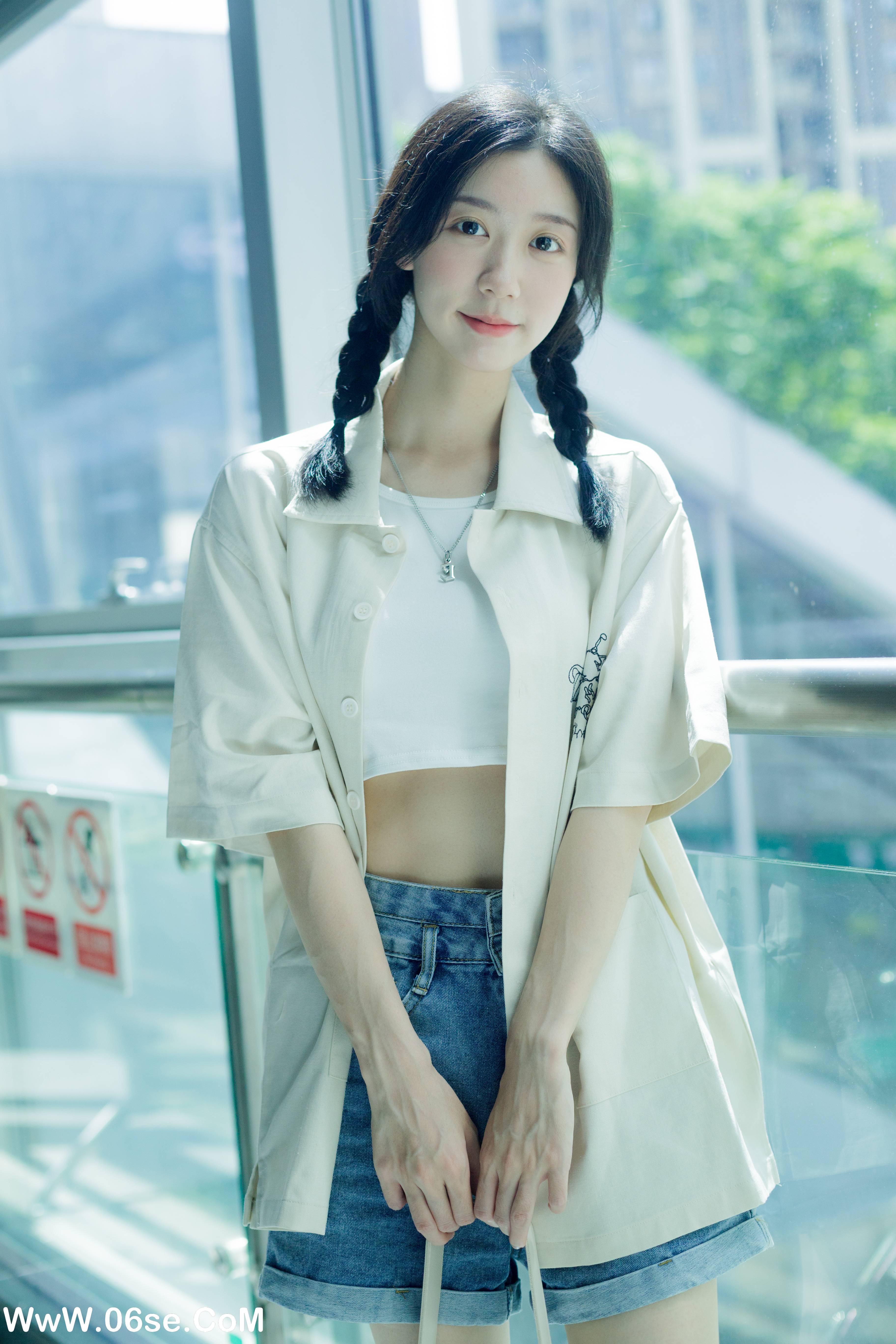 图片[5]-[YITUYU艺图语]2022.08.22 地铁奇遇记 饲猫少女-[38+1P／340MB]-六色网