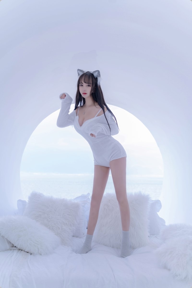 [Cos]过期米线线喵 - 小白狼[56P] 39