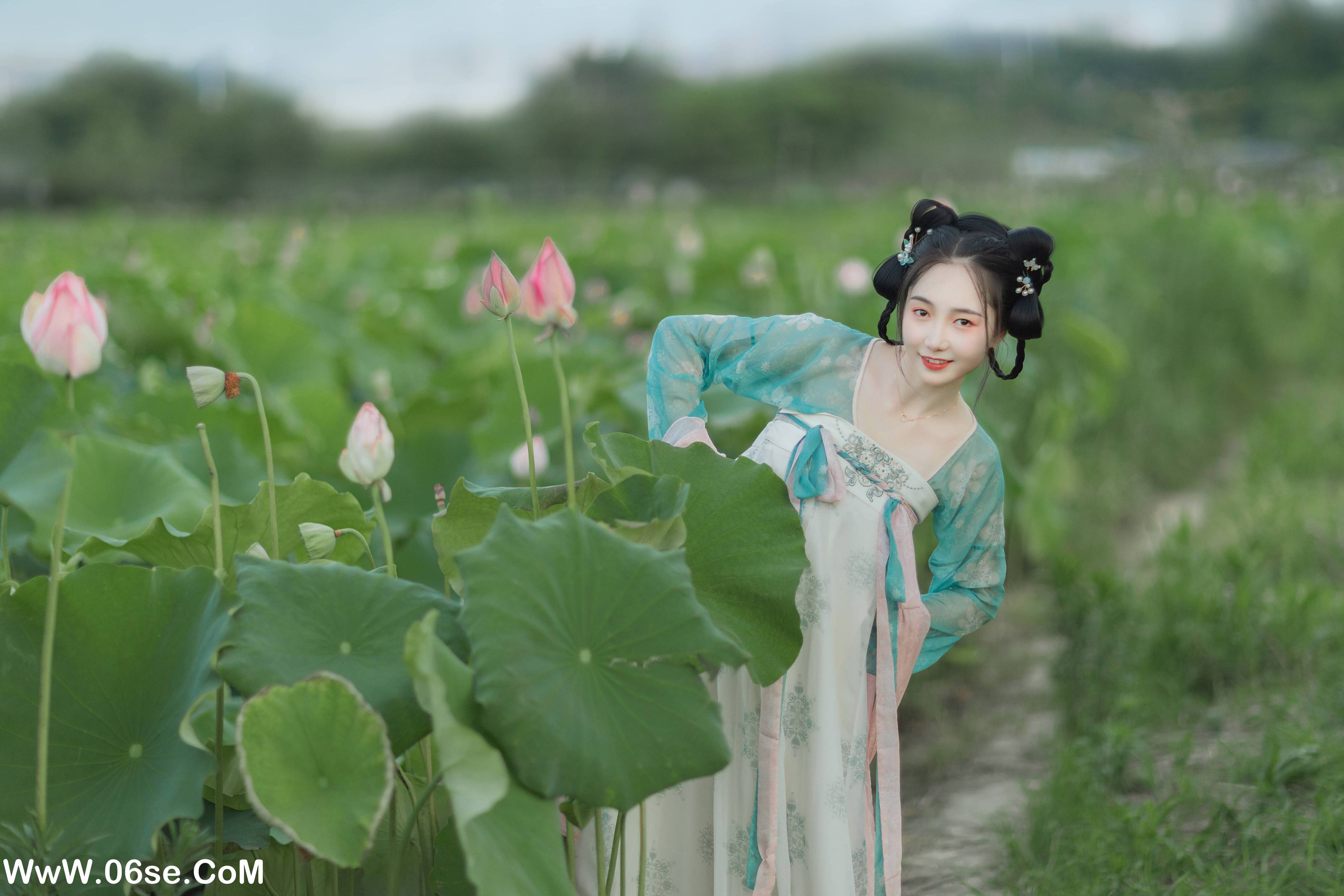 图片[5]-[YITUYU艺图语]2022.07.16 采莲 佩佩[24+1P／291MB]-六色网