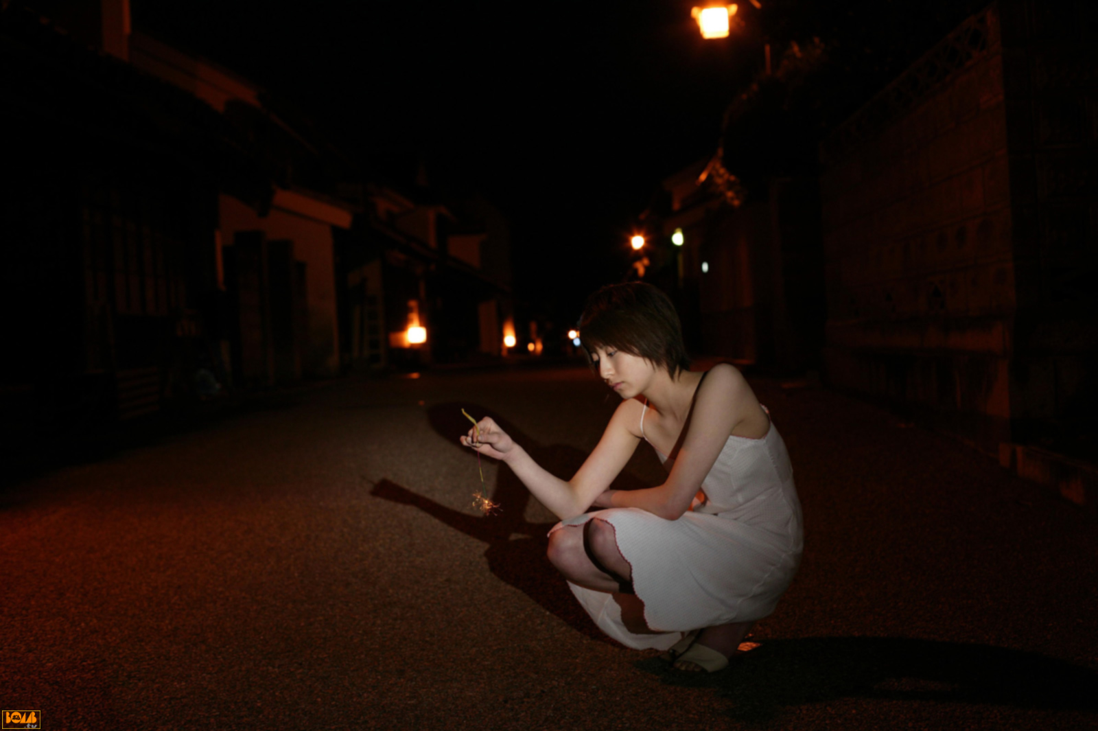 [Image: e6411c083b445d040d4b2.jpg]