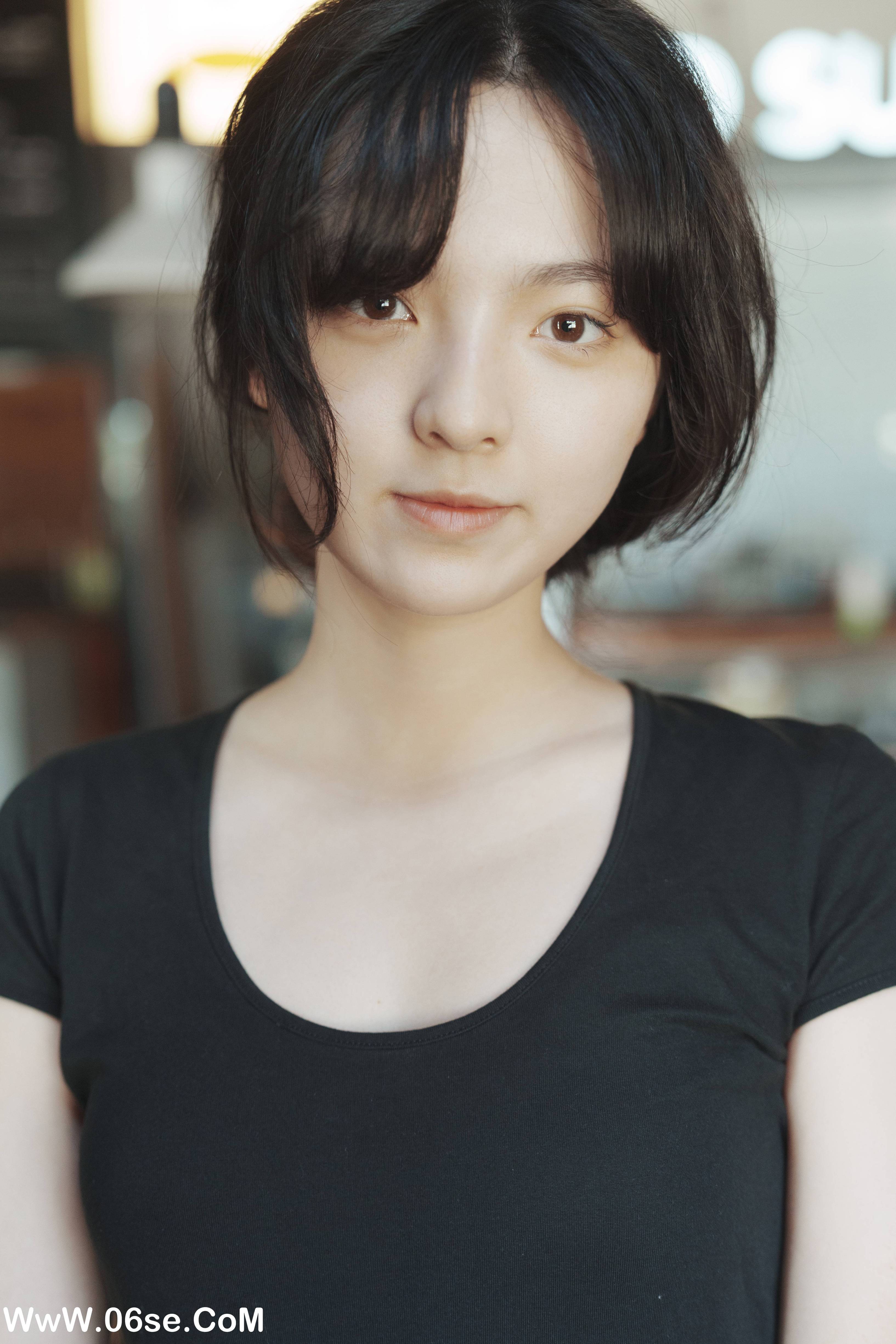 图片[4]-[YITUYU艺图语]2022.09.11 咖啡屋里的素颜女孩 dudu[31+1P／294MB]-六色网