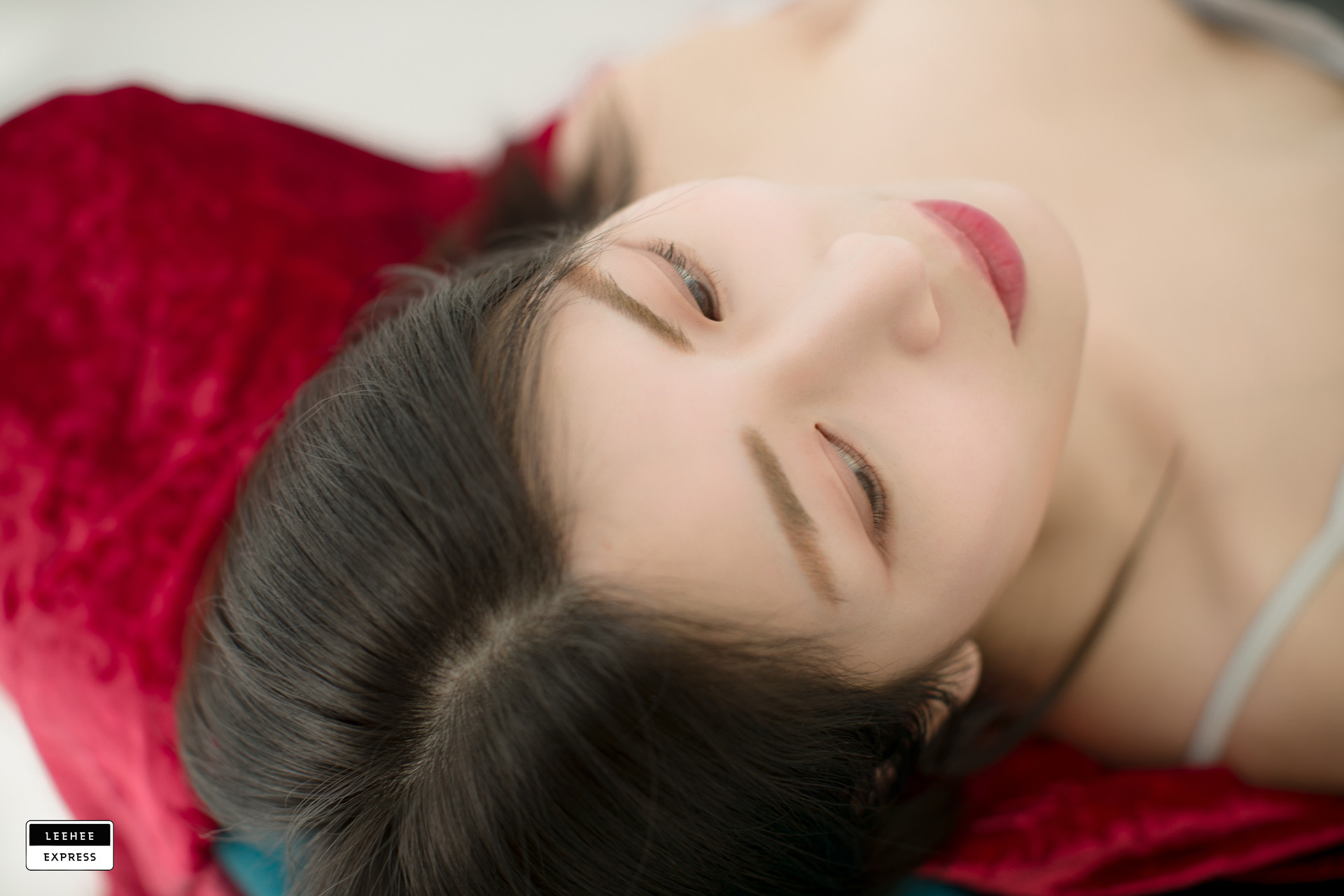 Min.E 민이, [LEEHEE EXPRESS] LERB-015 54