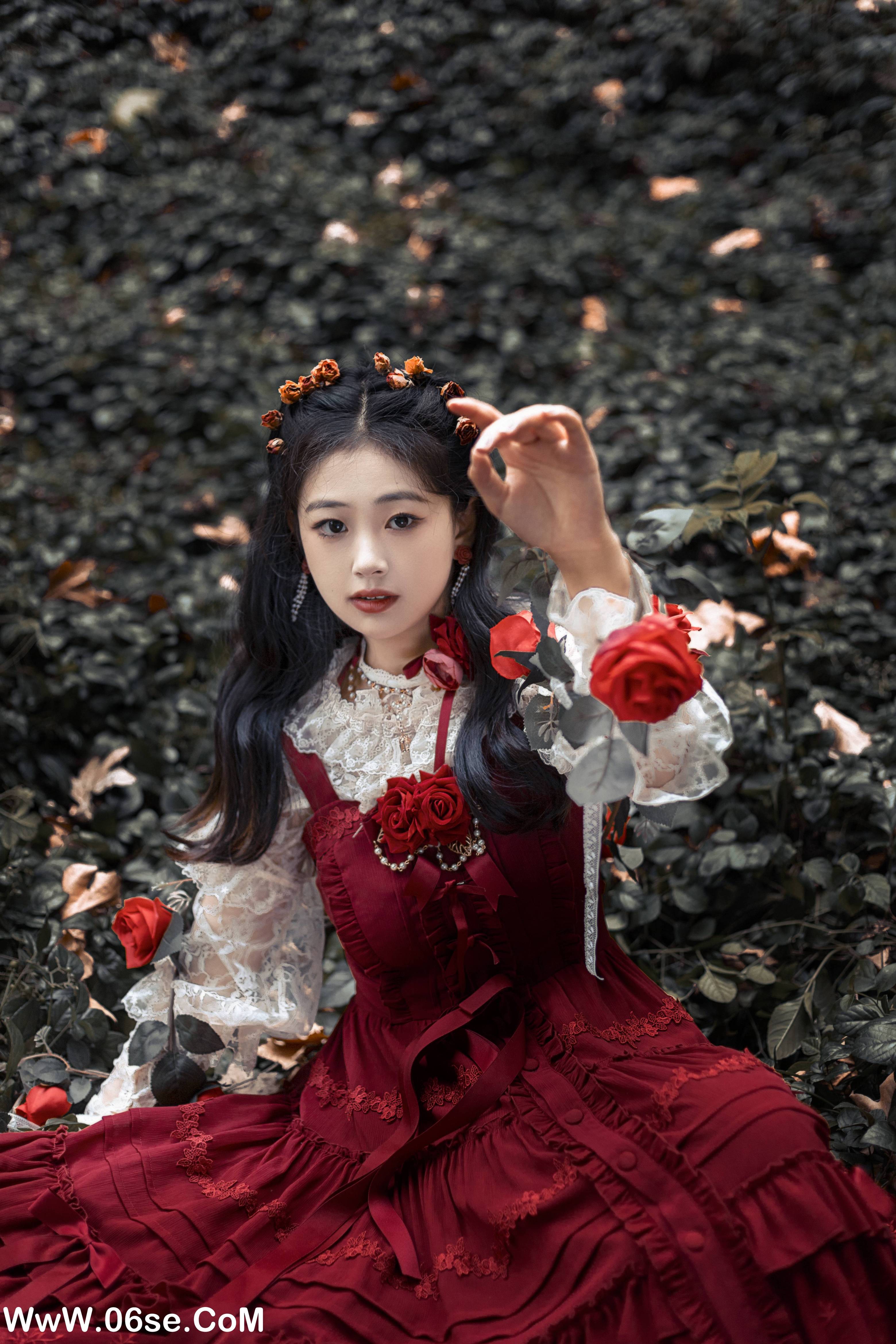 图片[6]-[YITUYU艺图语]2022.11.05 最后一朵玫瑰 ASOE[24+1P／404MB]-六色网