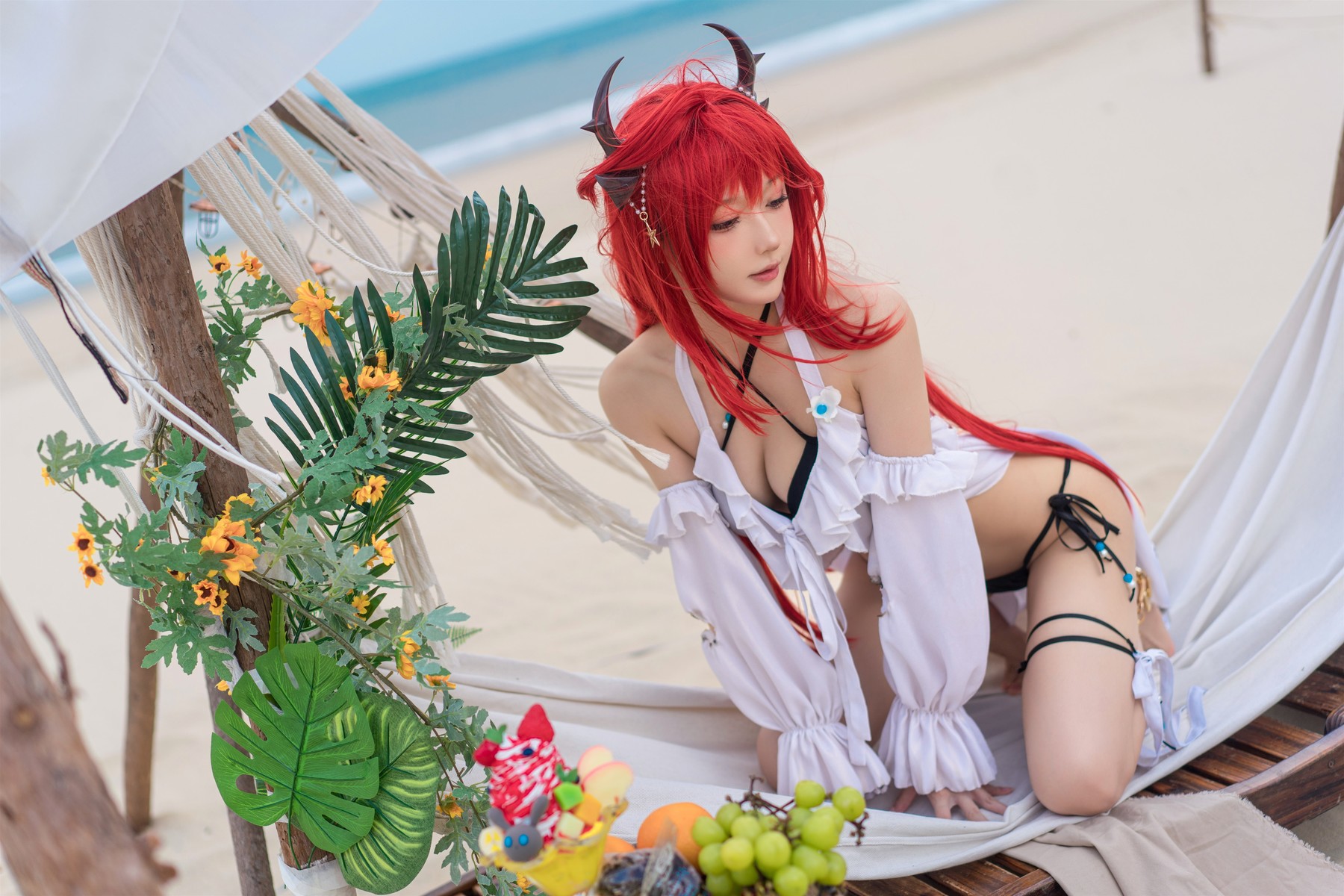 Cosplay 阿包也是兔娘 明日方舟 史尔特尔泳装 17