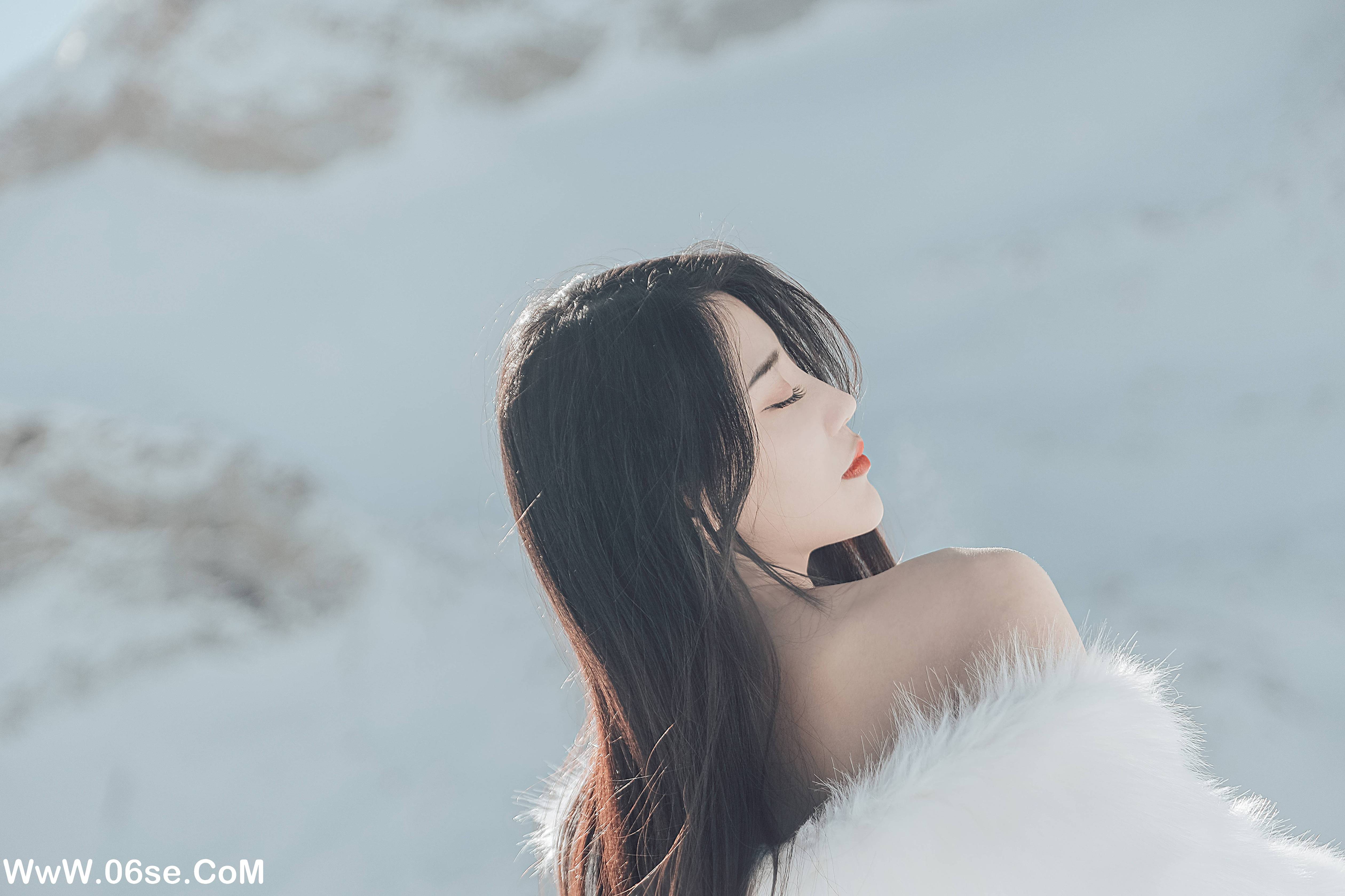 图片[18]-[YITUYU艺图语]2022.06.21 冰雪之巅 婷婷[34P-357.6M]-六色网