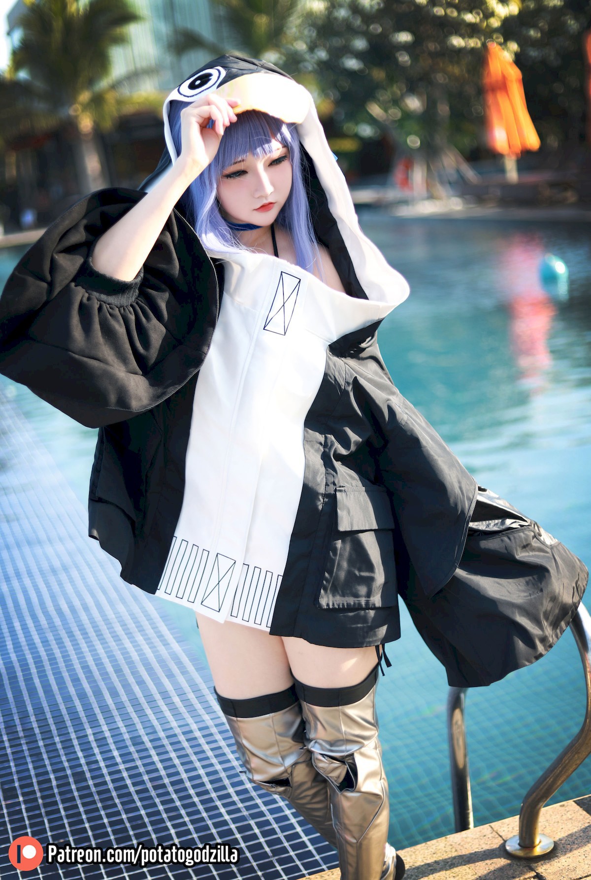 Potato Godzilla Cosplay 水着メルトリリス 14