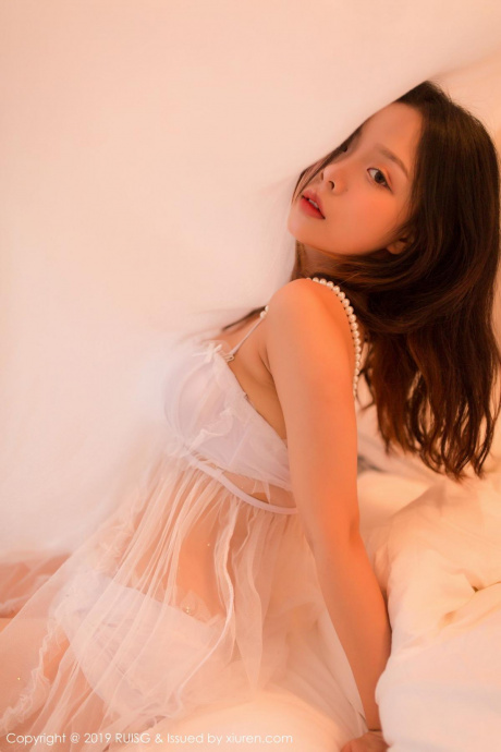 [Image: e768084cc165c8bae7c32.jpg]