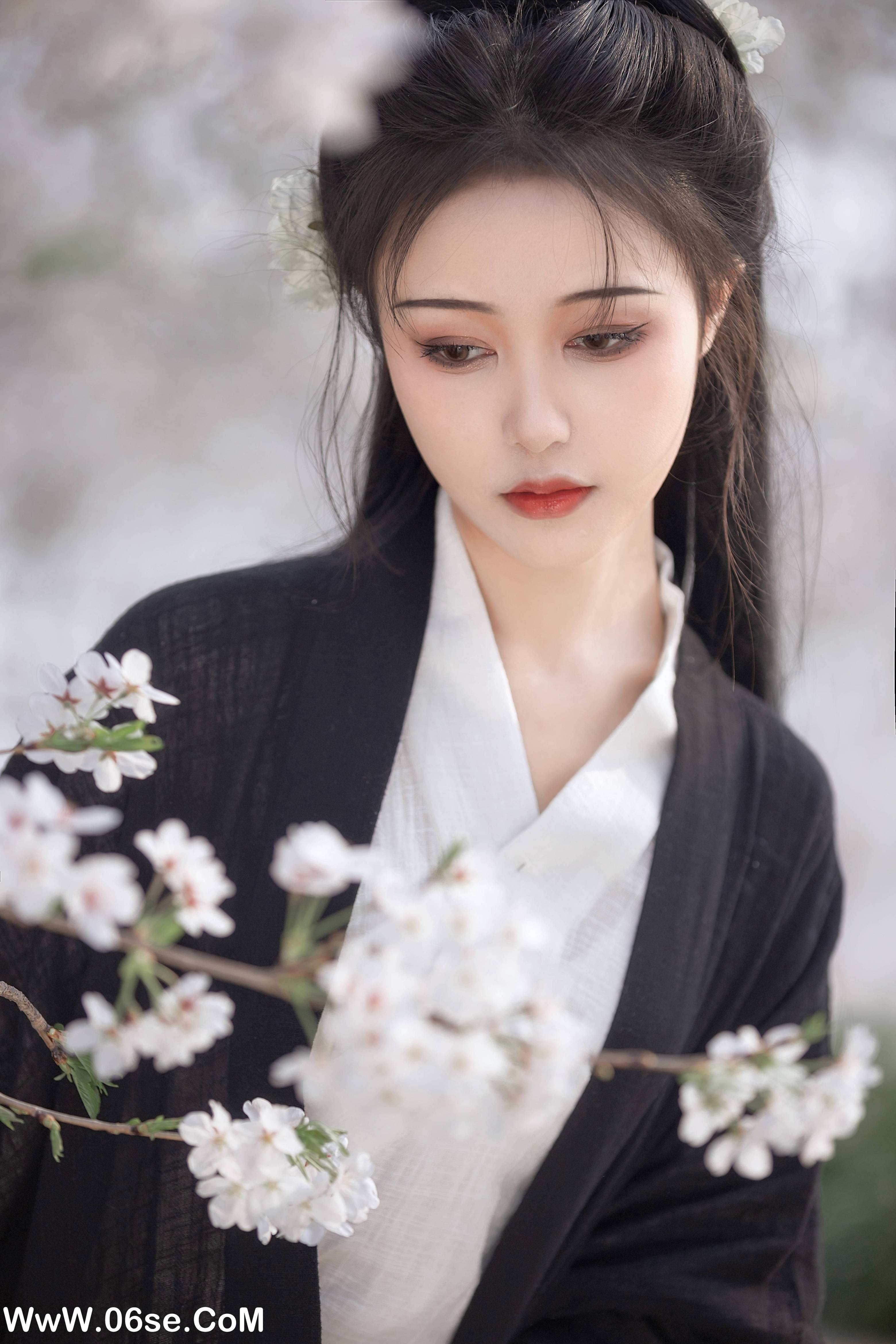 图片[23]-[YITUYU艺图语]2022.08.17 白樱 梨一依[24+1P／256MB]-六色网