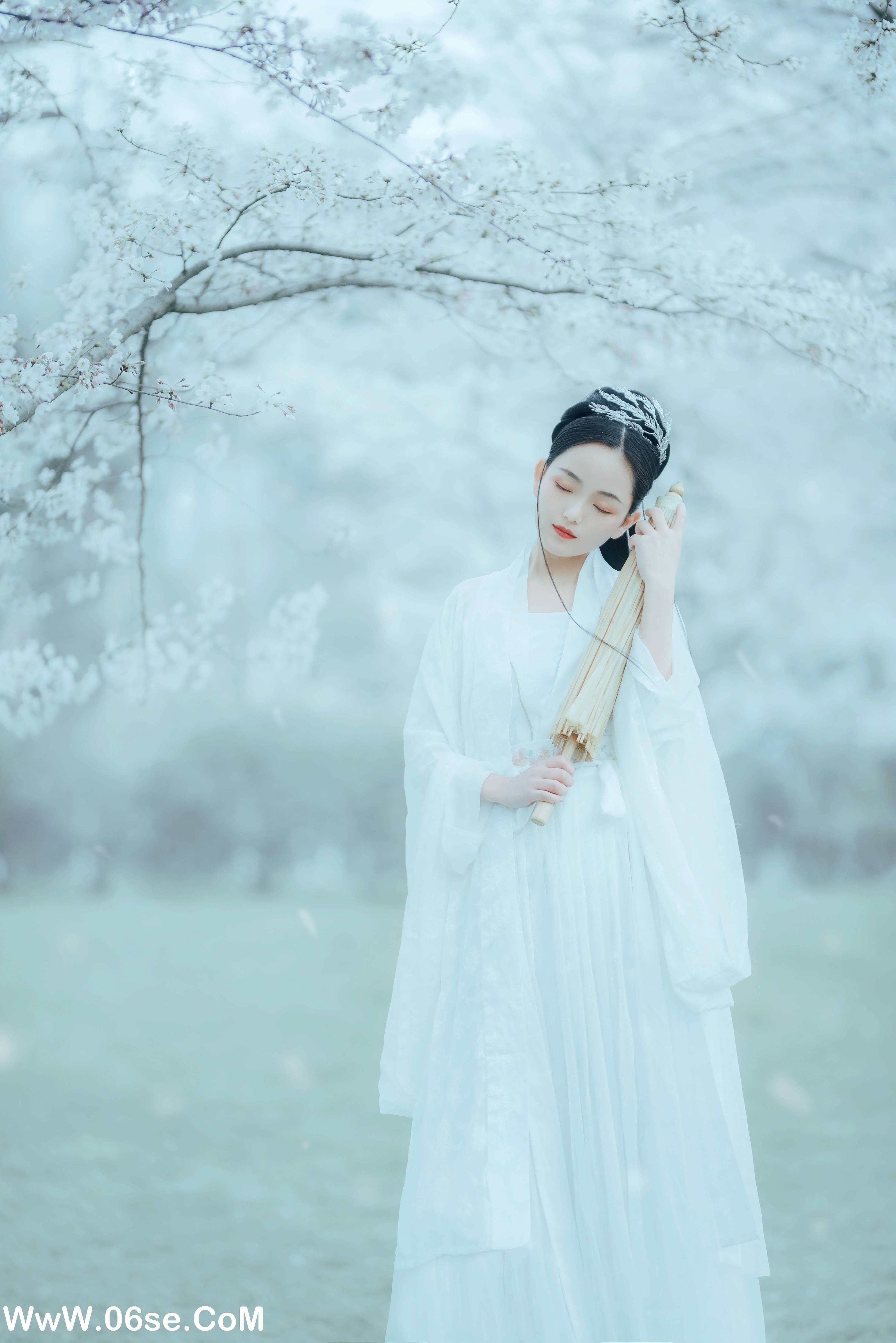 图片[14]-[YITUYU艺图语]2022.12.06 樱吹雪 穆婕[24+1P／194MB]-六色网