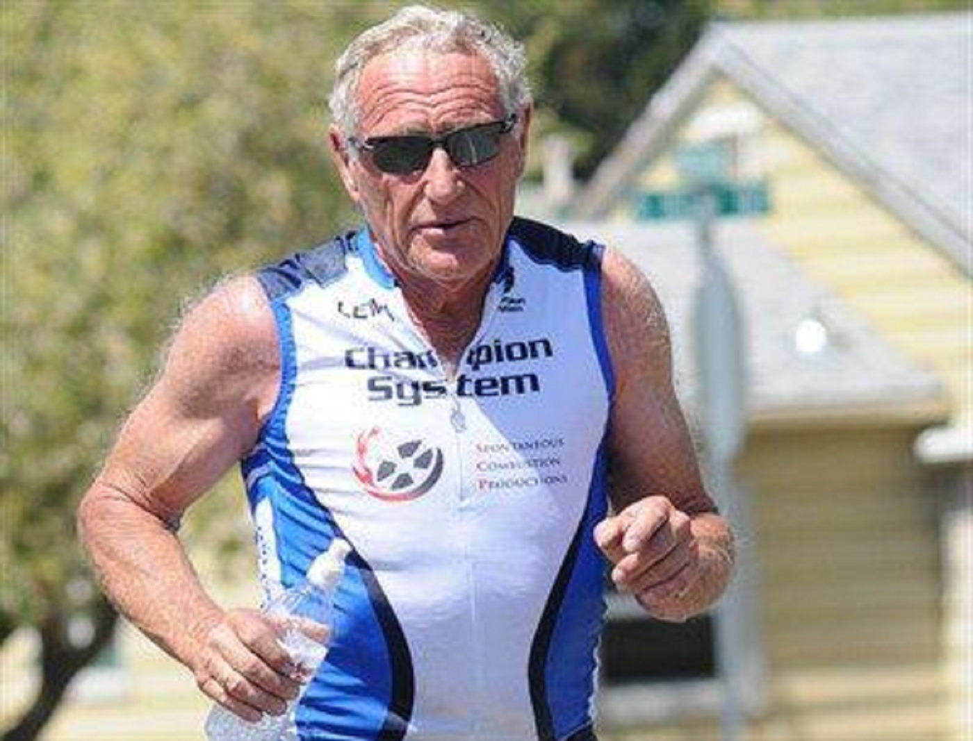 Физик спортсмен. Льюис э. Холландер-младший.