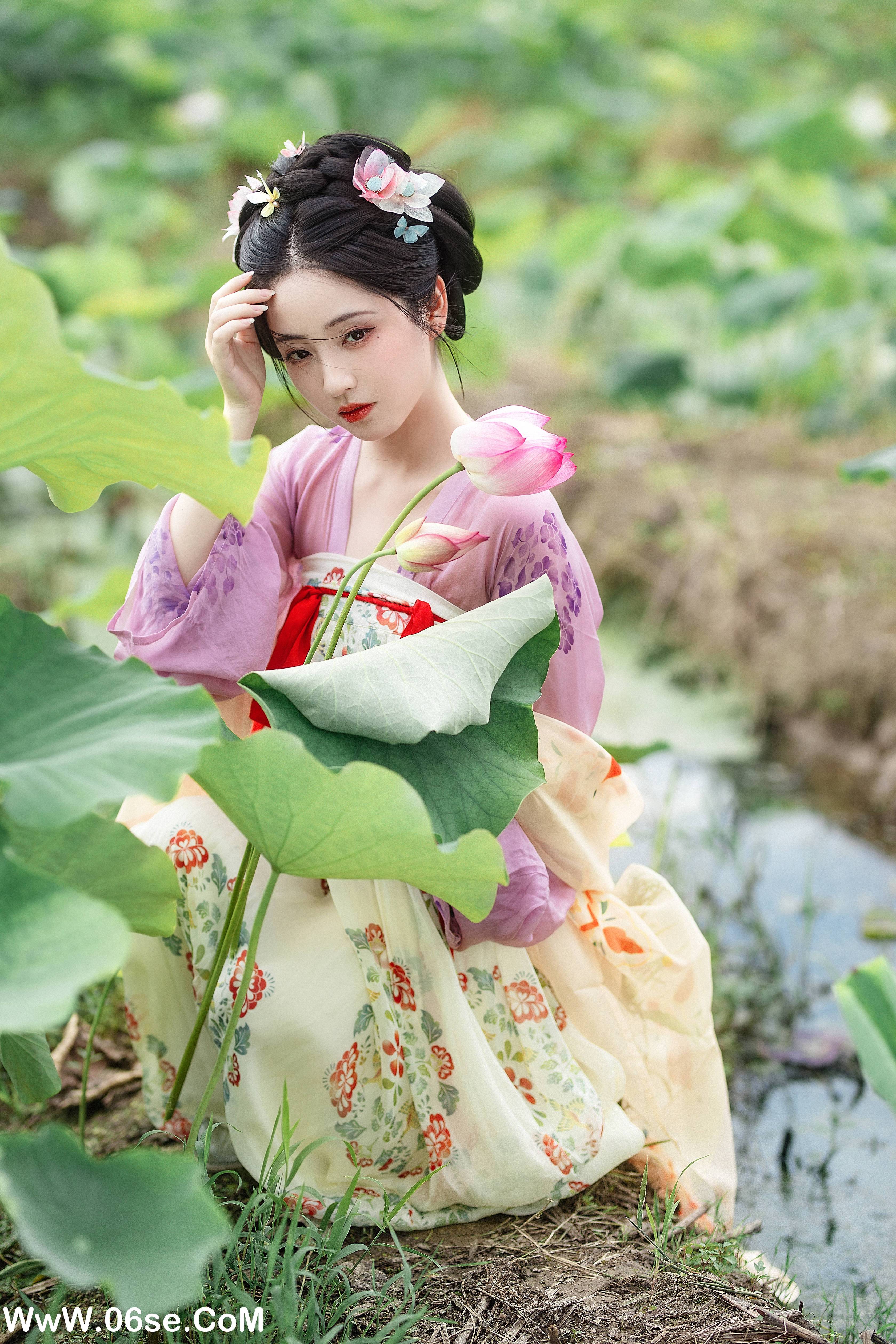 图片[16]-[YITUYU艺图语]2022.08.31 采荷 小温暖想要个大太阳[21+1P／486MB]-六色网
