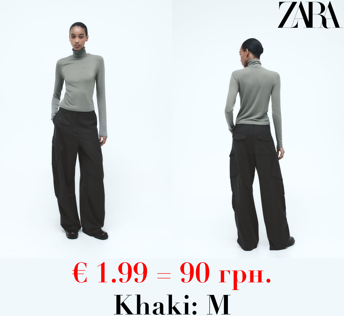 TURTLENECK T-SHIRT