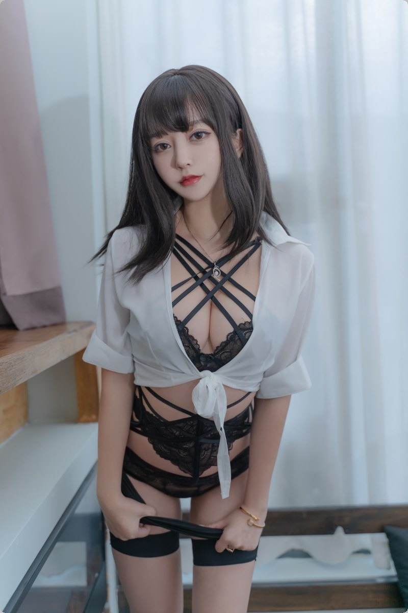 [Cos]过期米线线喵 - 职场新人[58P] 11