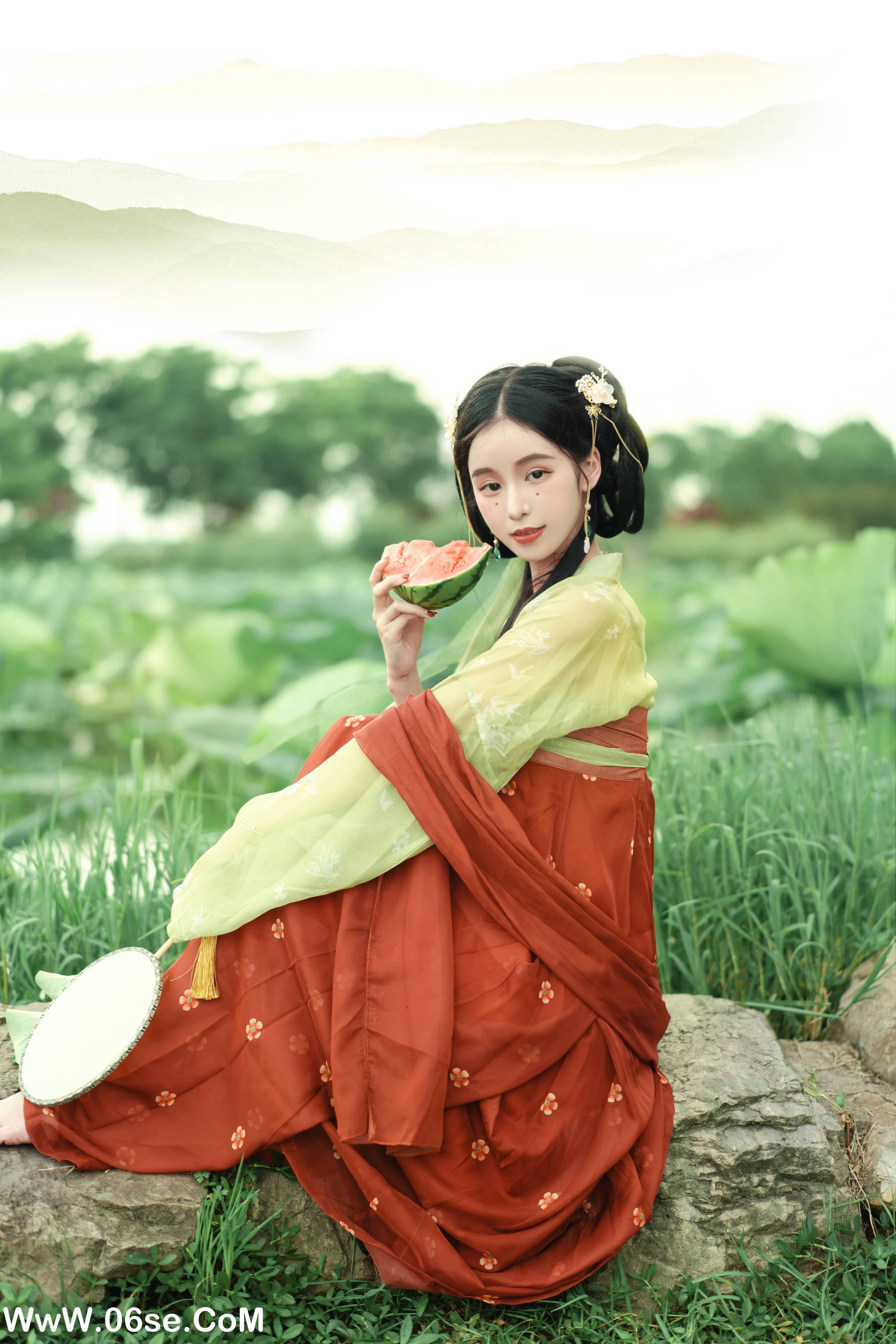 图片[14]-[YITUYU艺图语]2022.09.24 夏荷 仓央是大魔王[20+1P／406MB]-六色网