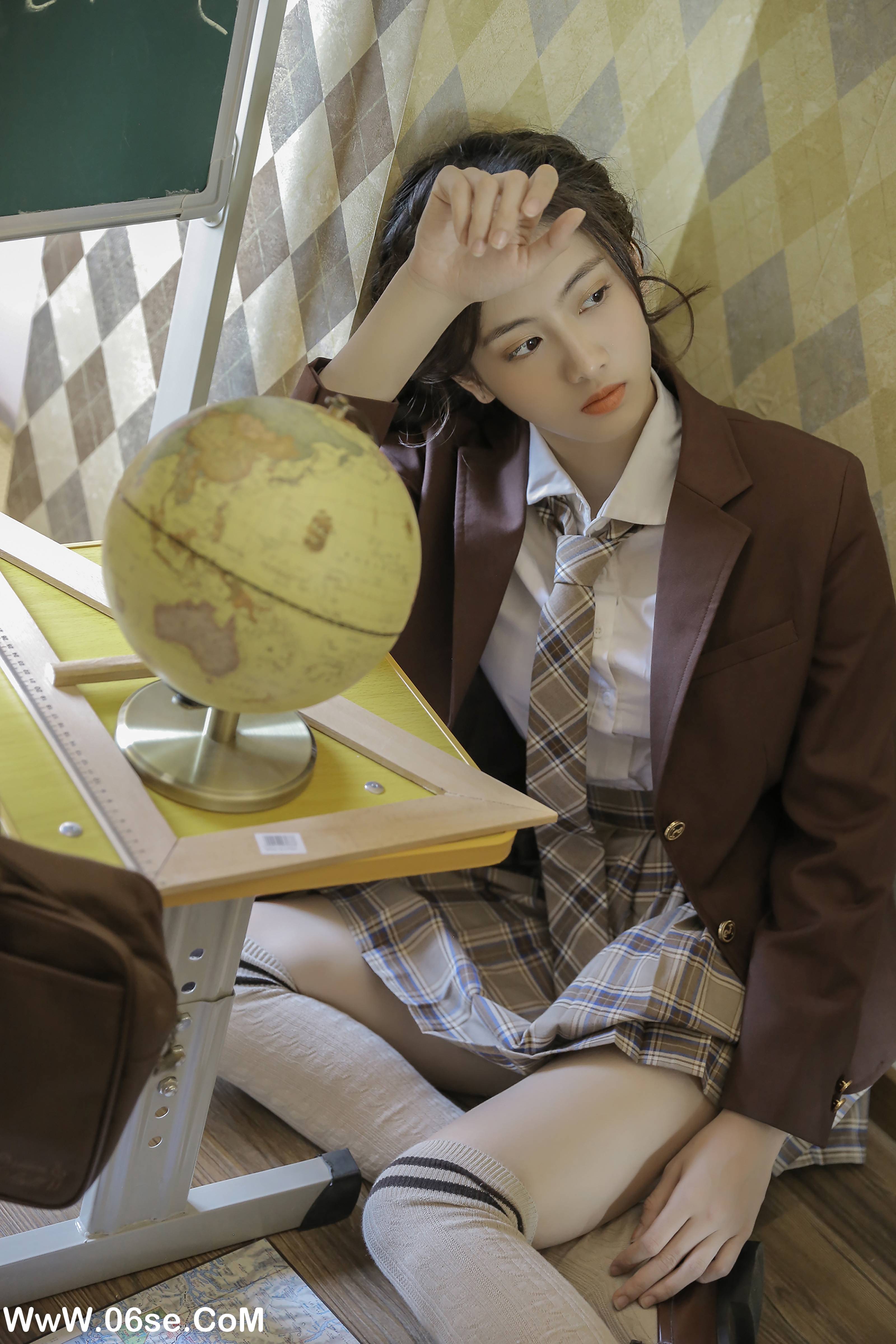 图片[9]-[YITUYU艺图语]2022.07.13 下节课自习 潘珺雅[19+1P／90.3MB]-六色网