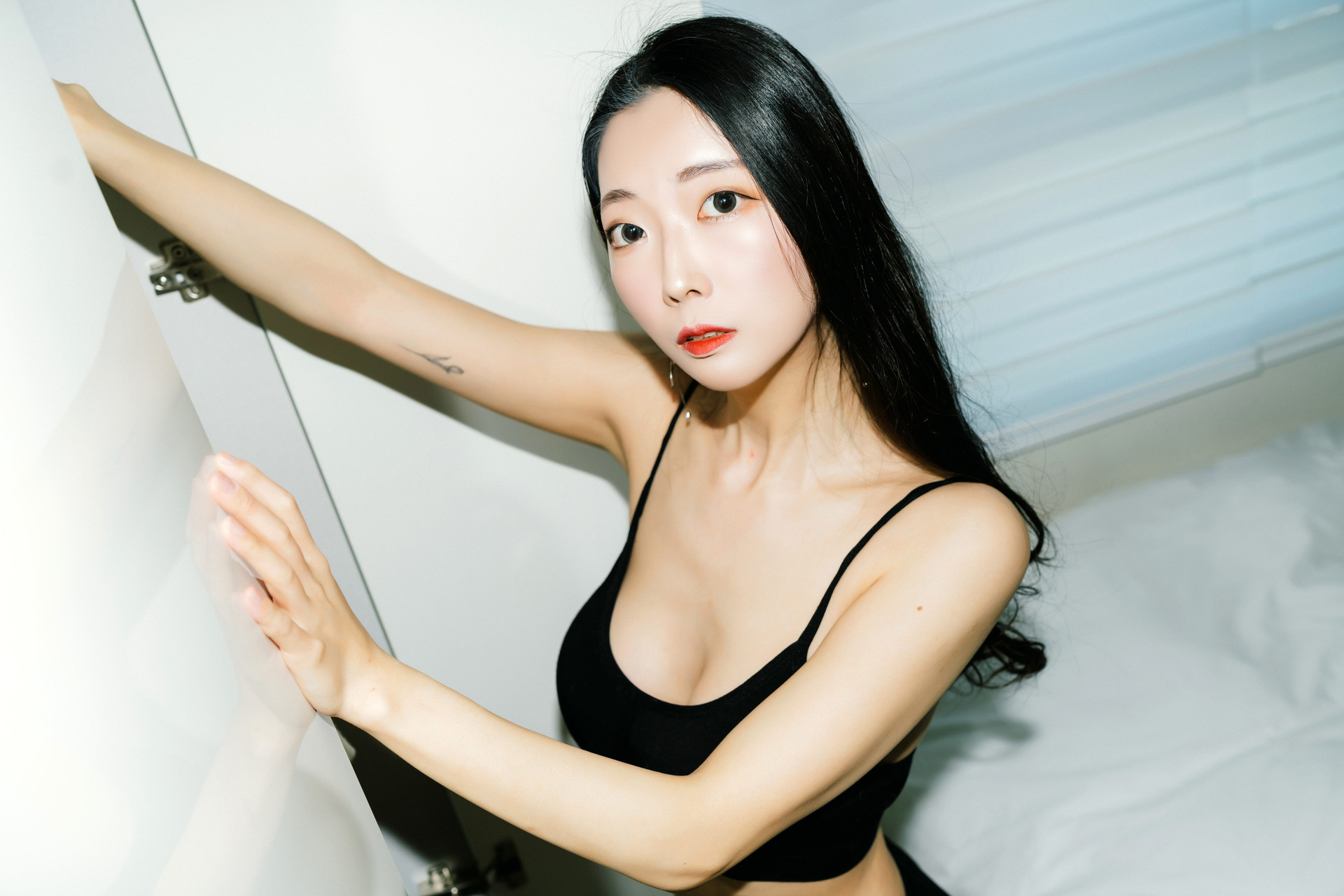 Mona 모나, [Moon Night Snap] In the Room Set.01 4
