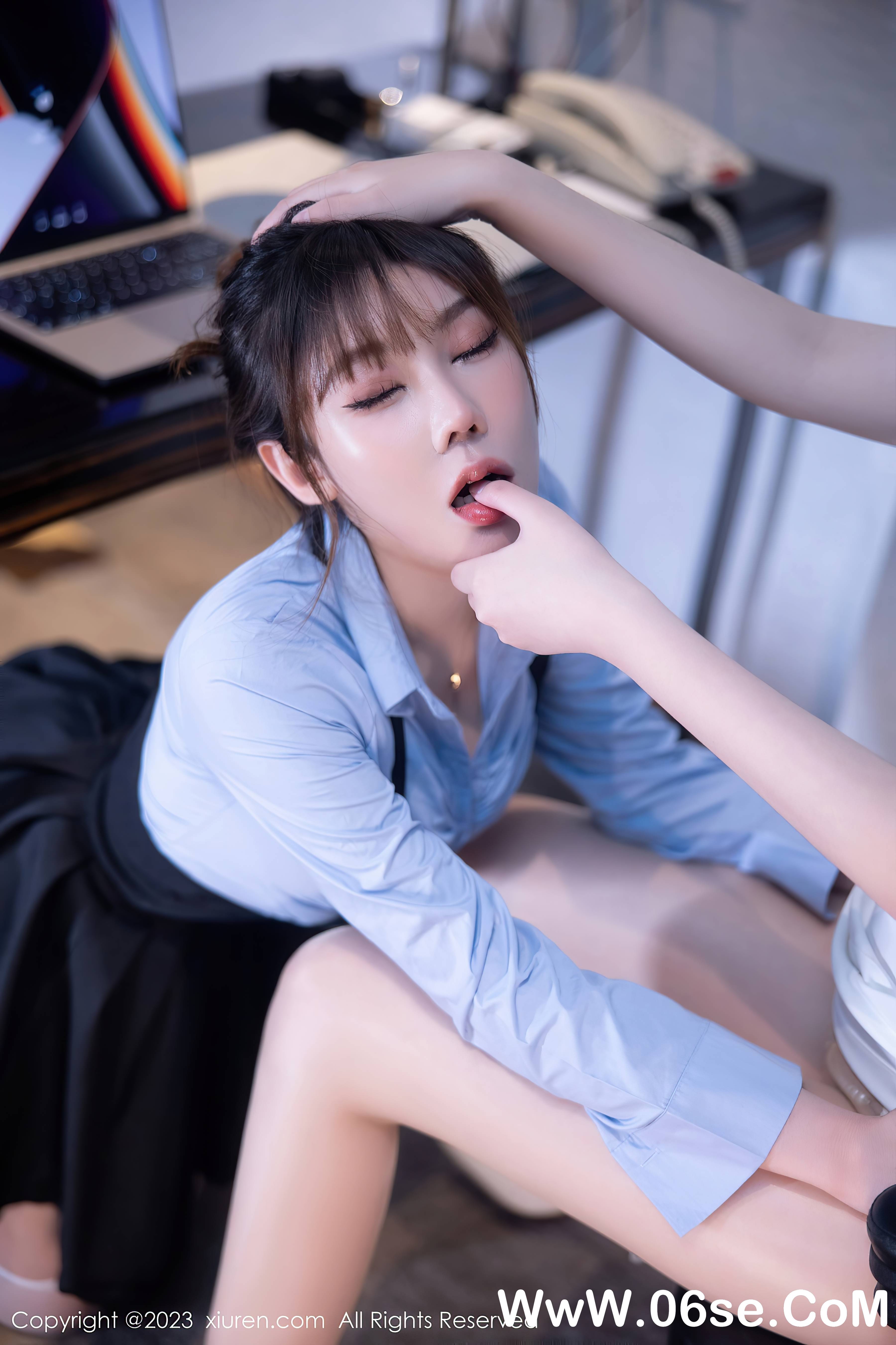 图片[17]-[XiuRen秀人网] 2023.04.27 NO.6645 Arude薇薇-六色网