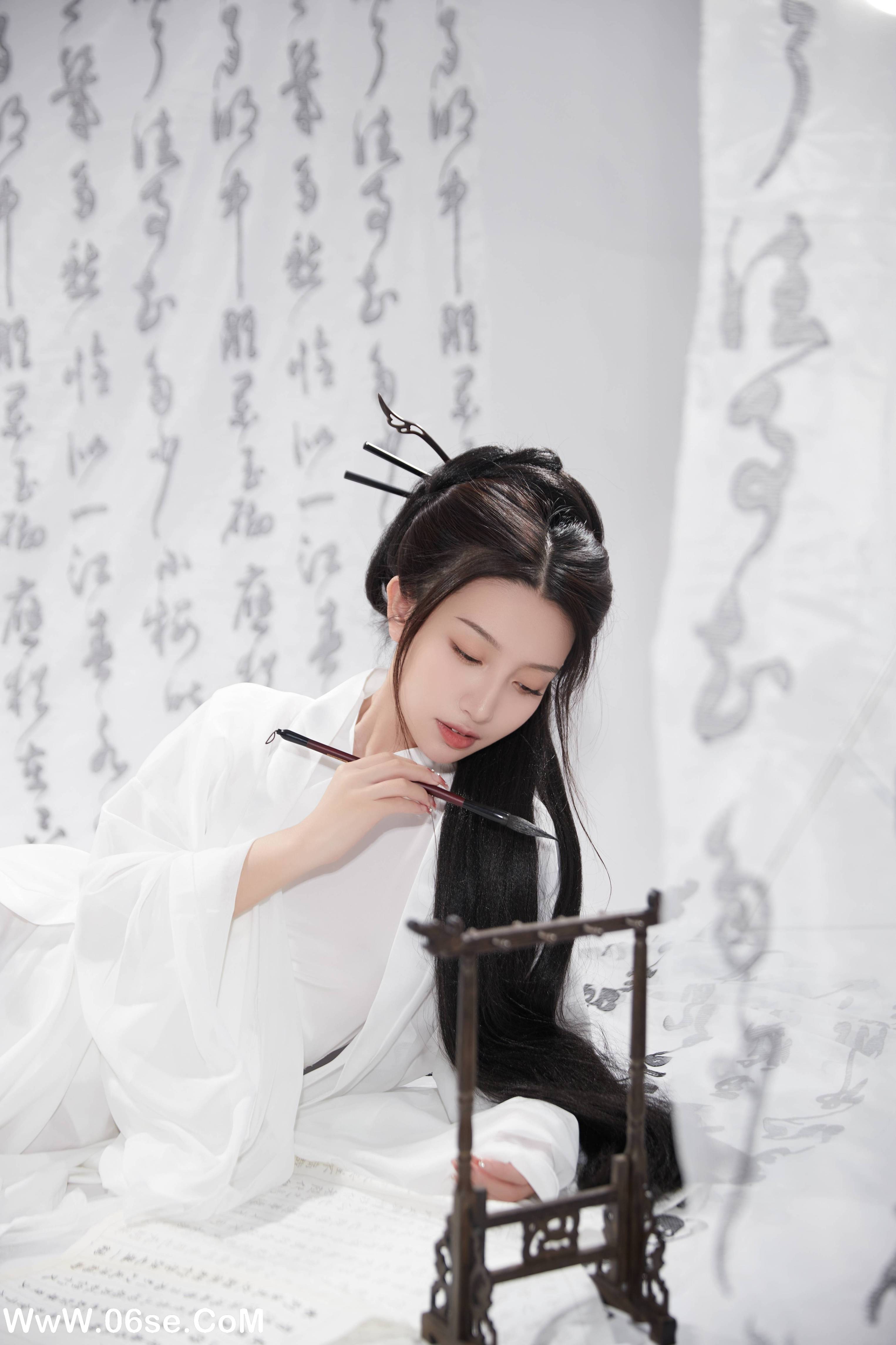 图片[21]-[YITUYU艺图语]2022.10.11 无关风月 柠萌婧啊[39+1P／394MB]-六色网