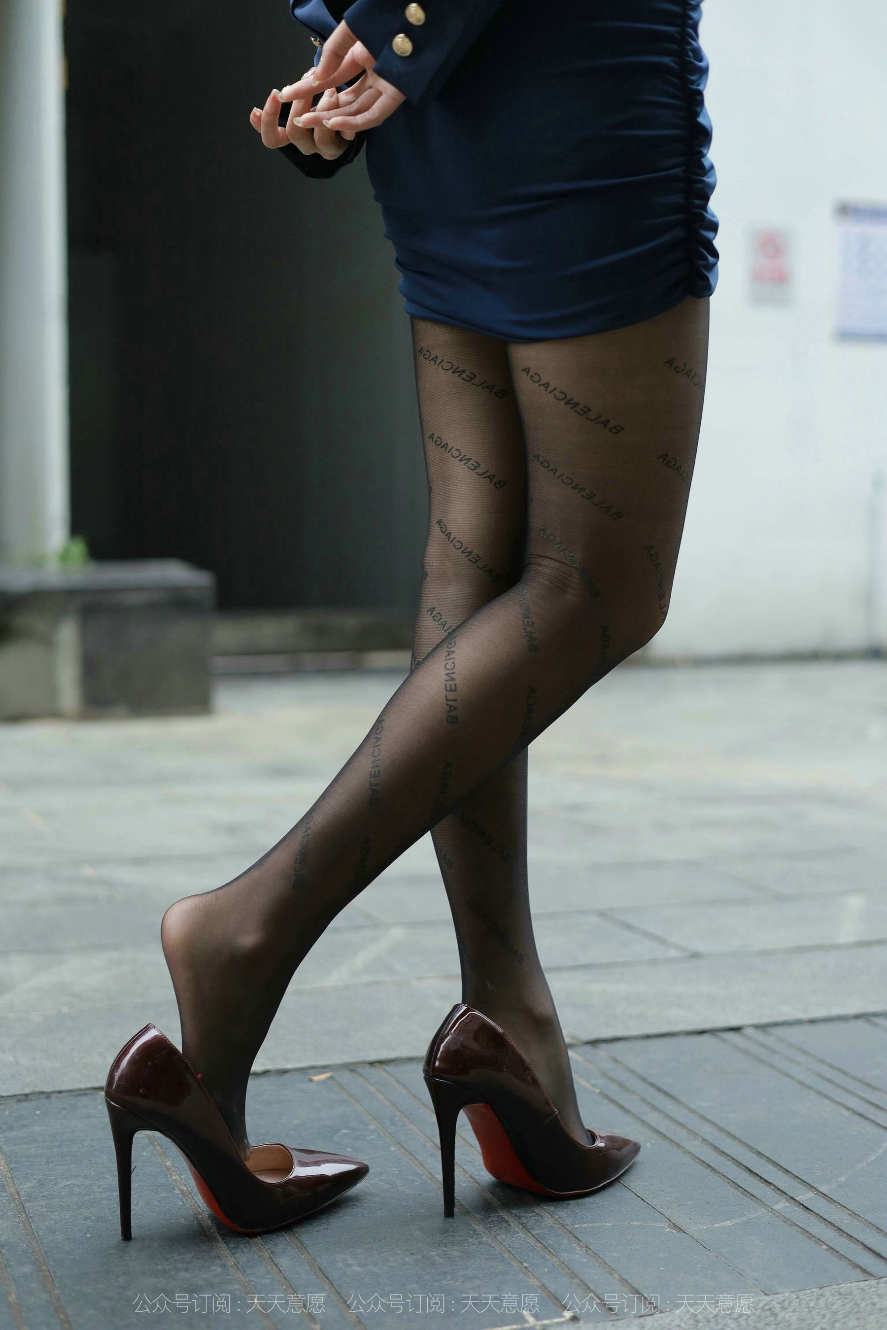 [IESS异思趣向]_模特：婉苹《OL性感包臀裙》-写真图集共84P 6