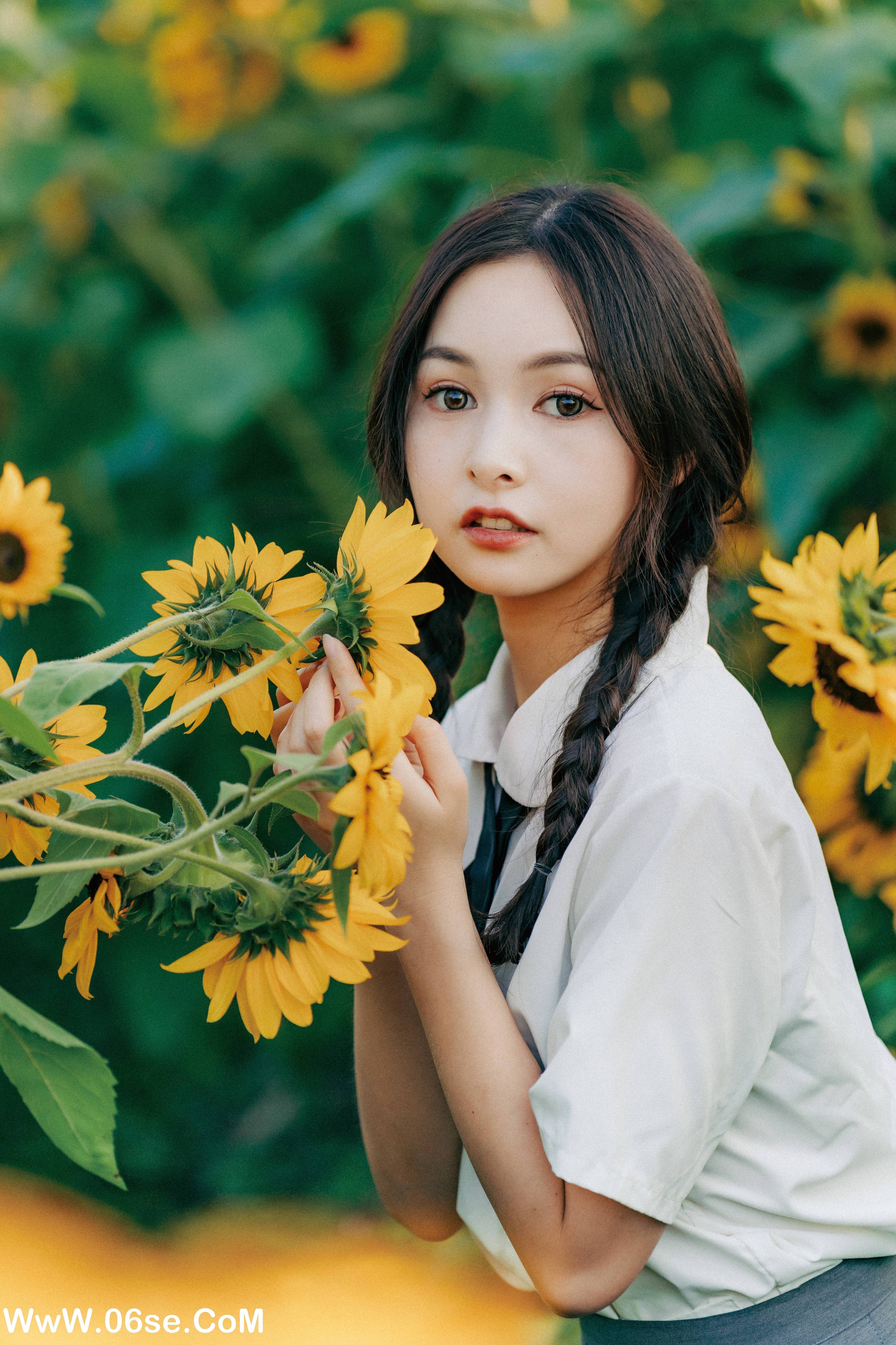 图片[12]-[YITUYU艺图语]2022.12.07 向日葵的秋天 黄舒绮_suki[21+1P／246MB]-六色网