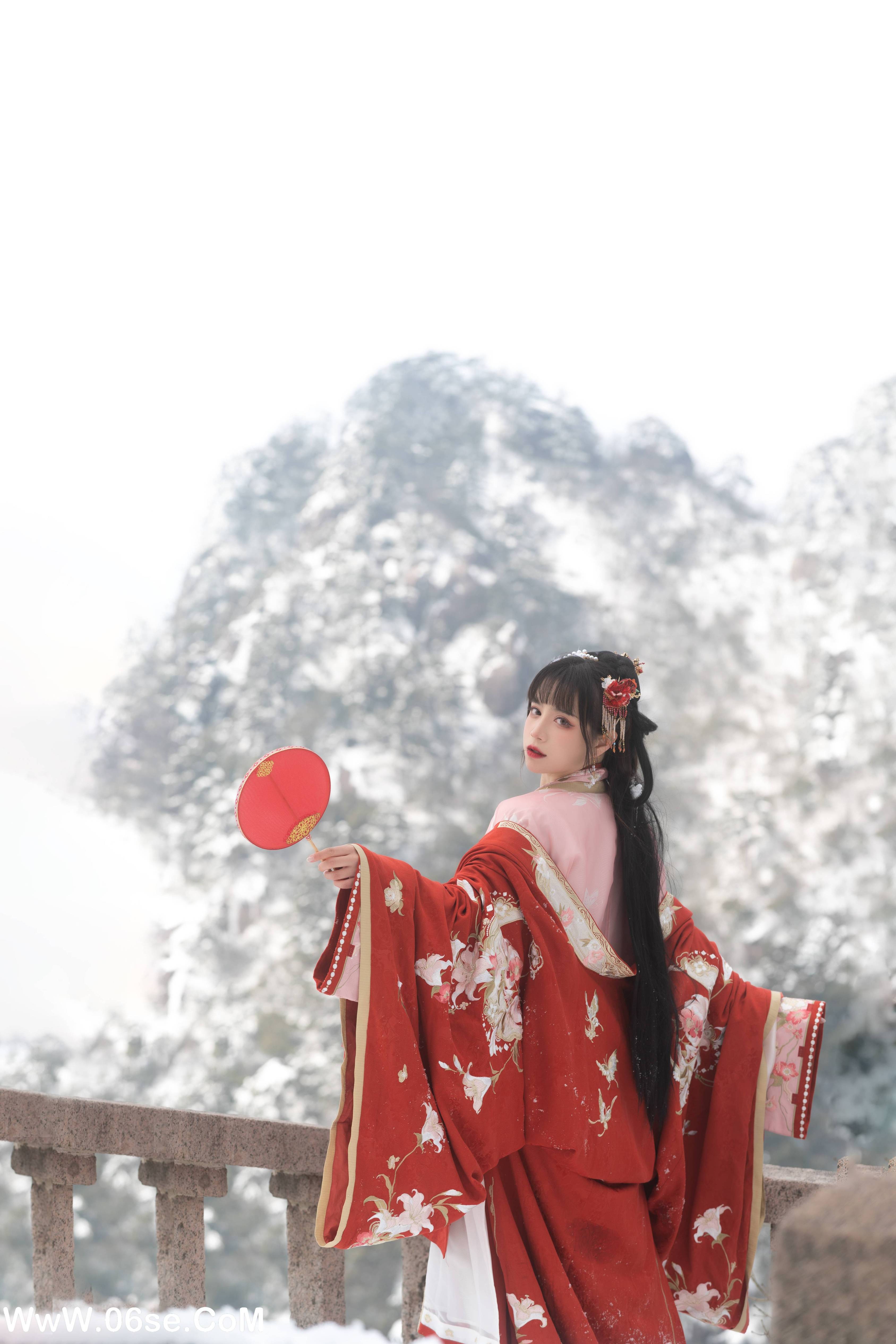 图片[23]-[YITUYU艺图语]2022.06.07 踏雪 贰加六[26P-245.78MB]-六色网