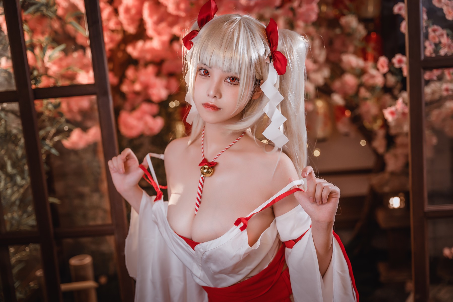 蜜汁猫裘 Cosplay 可畏巫女 11