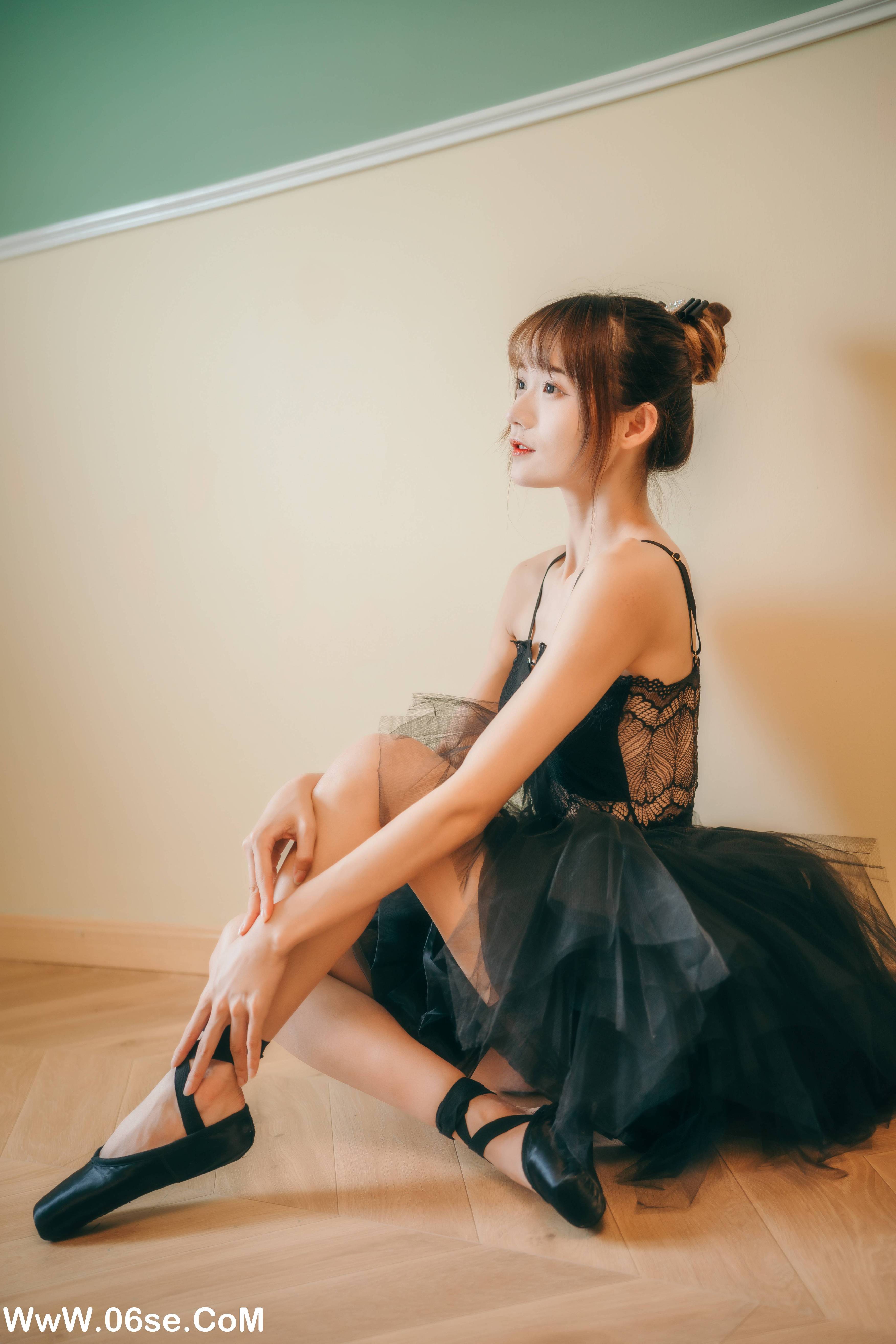 图片[13]-[YITUYU艺图语]2022.09.07 足尖上的温柔 兔子Zzz不吃胡萝卜[21+1P／99MB]-六色网