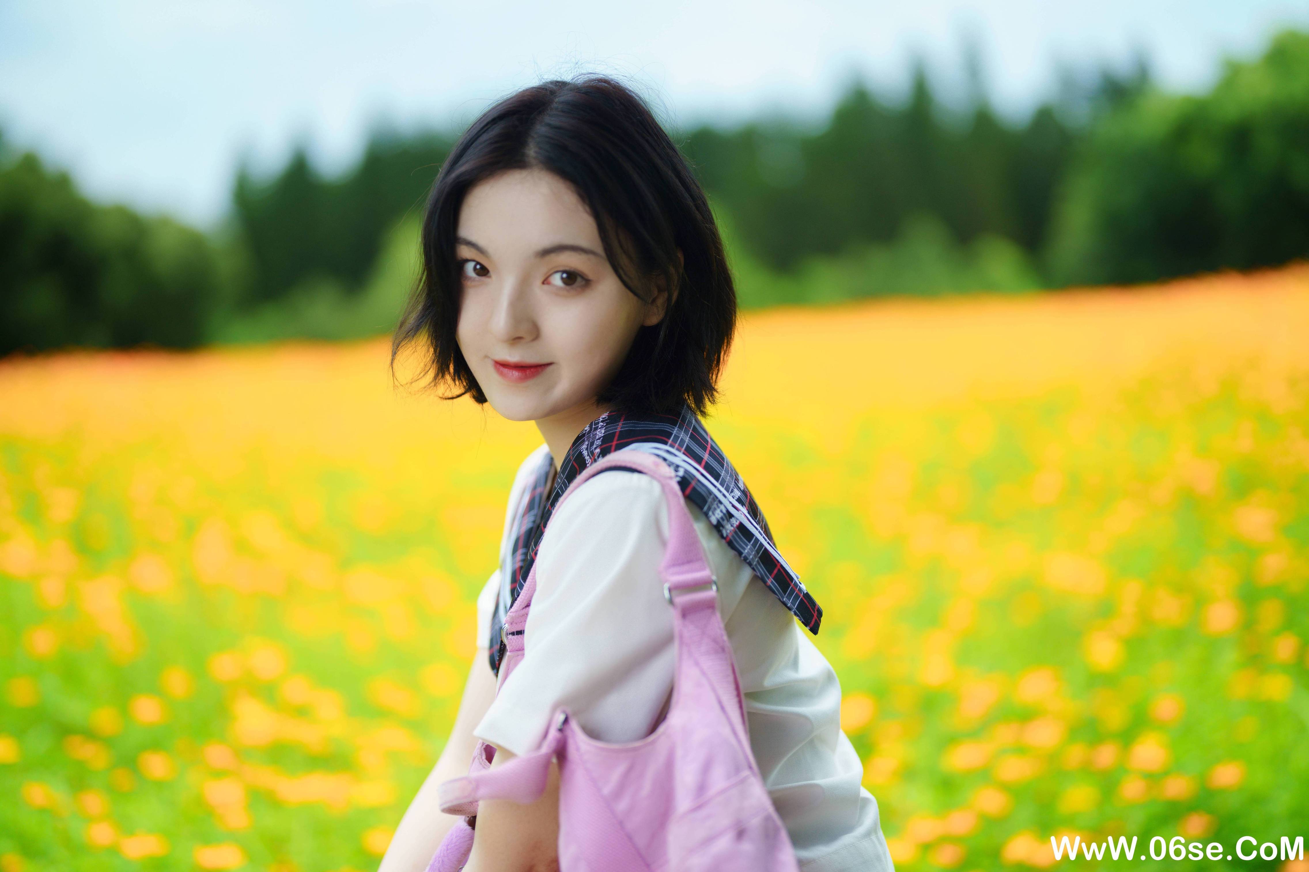 图片[24]-[YITUYU艺图语]2021.11.12 花田里的JK少女 dudu[50+1P／0.98GB]-六色网