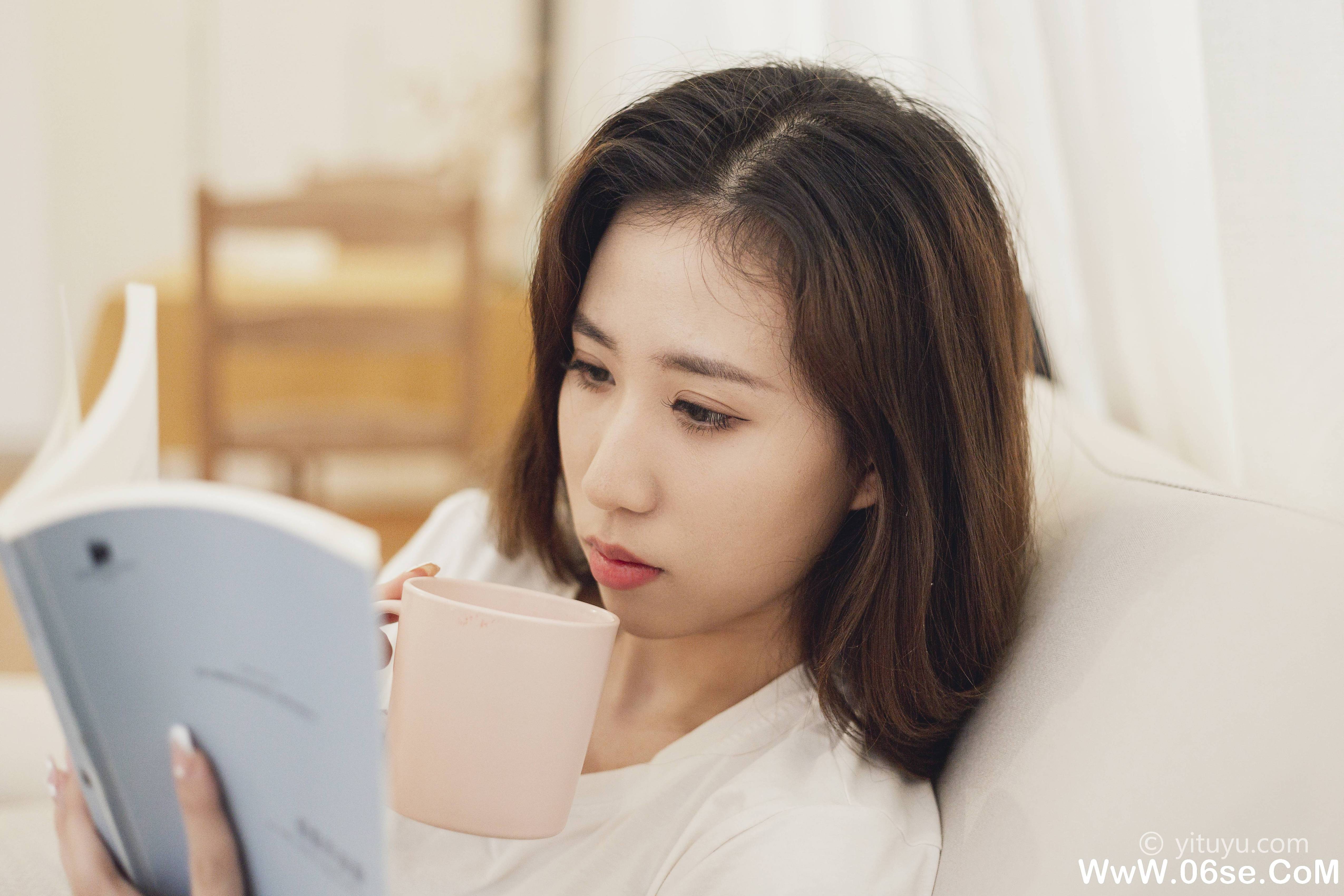 图片[32]-[YITUYU艺图语]2021.07.07 独自醒来 Jenny[35P／378MB]-六色网