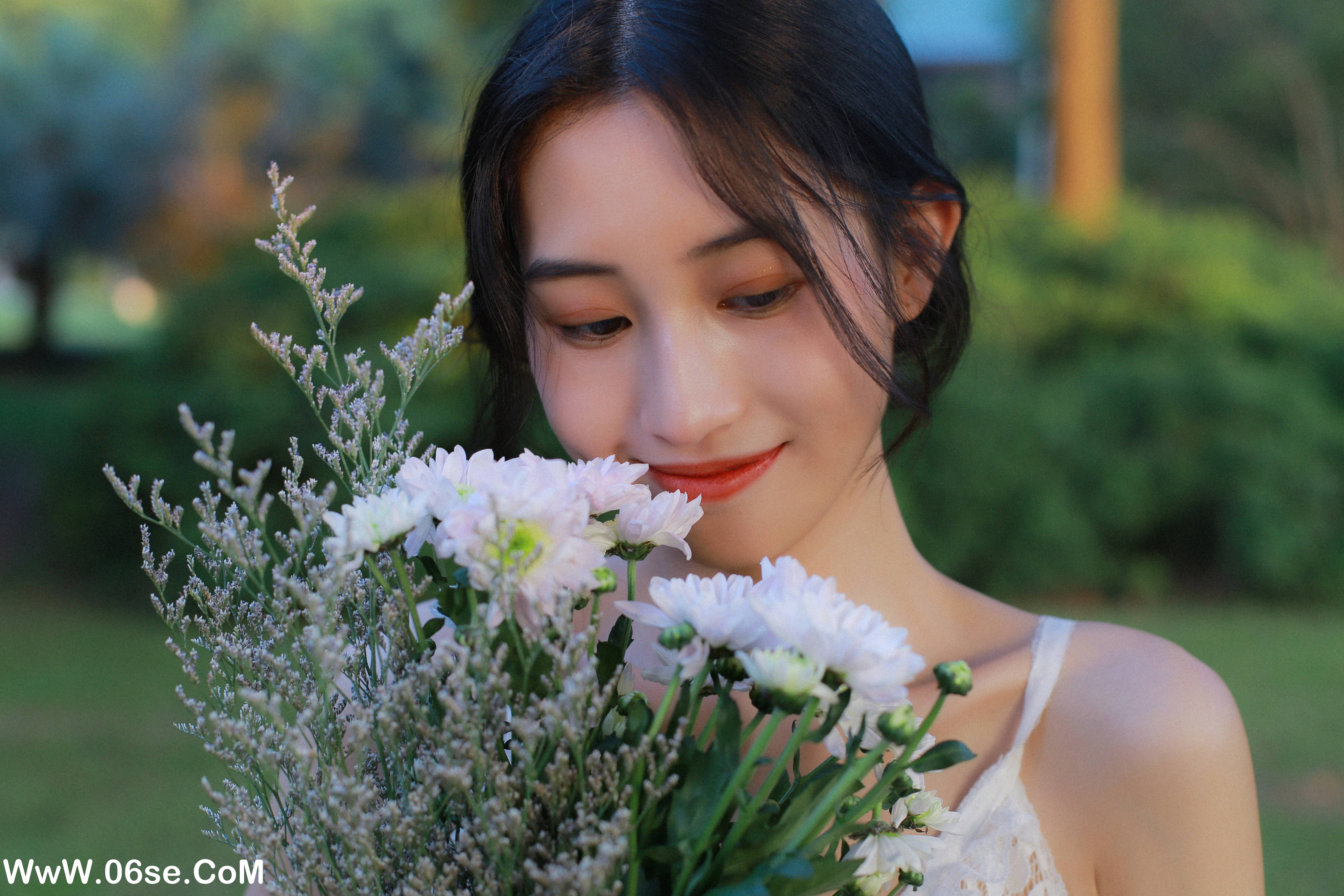 图片[22]-[YITUYU艺图语]2022.10.18 花与少女 立桃里矢[29+1P／227MB]-六色网