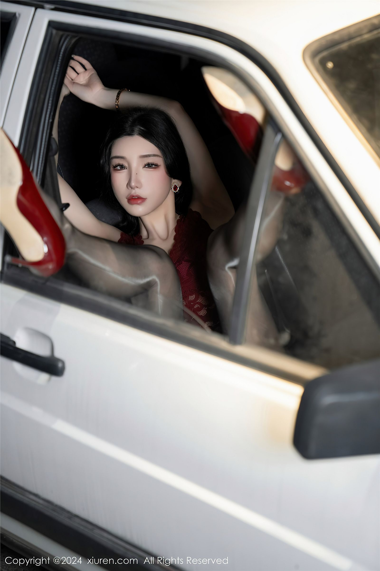 图片[20]-[XIUREN秀人网] 2024.01.19 NO.7993 周于希Sally-六色网
