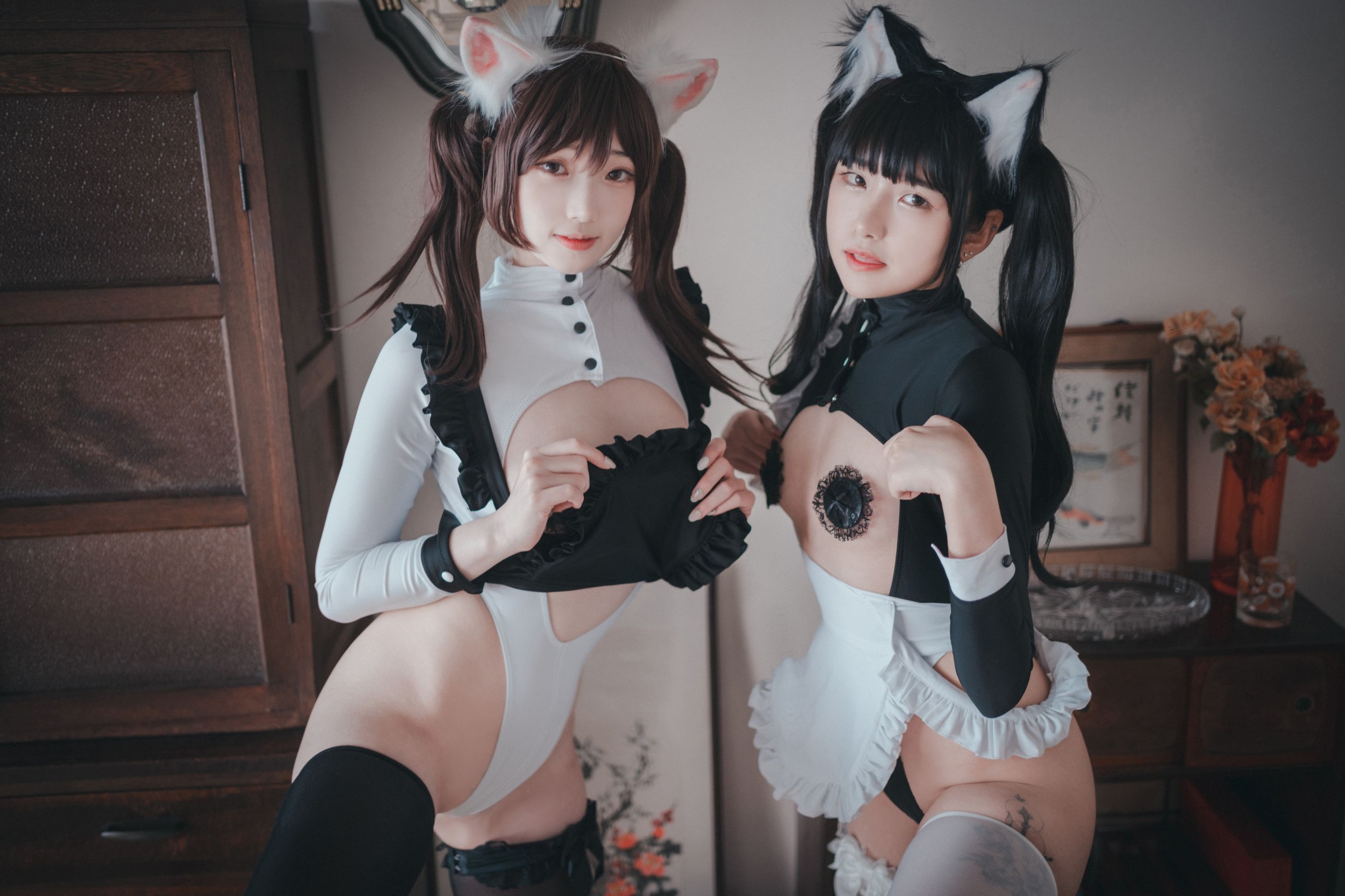 Sonson &BamBi밤비 Maid Mansion W [153P1.13G] 140