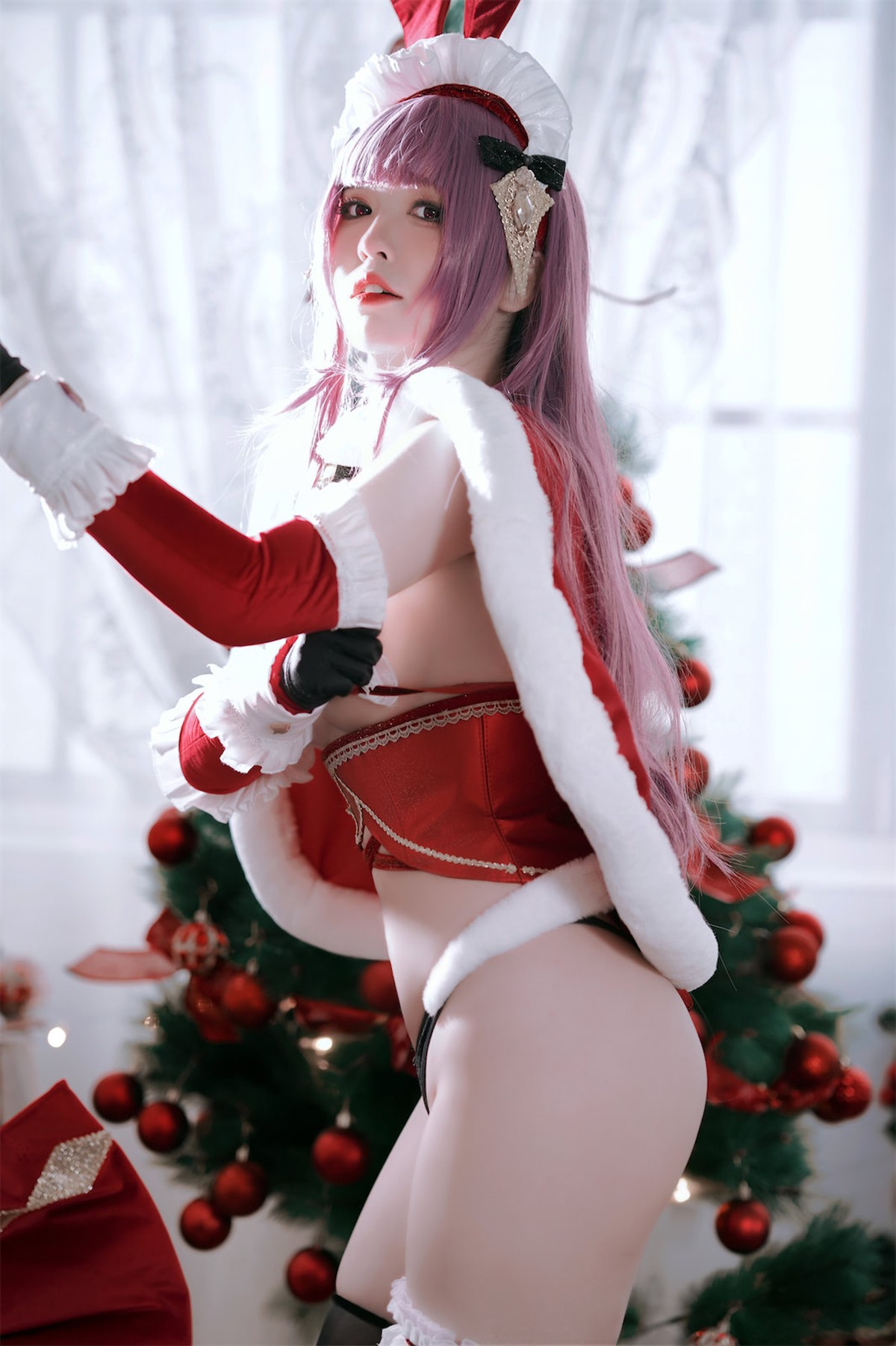 Cosplay 半半子 Christmas Bunny Aike 14