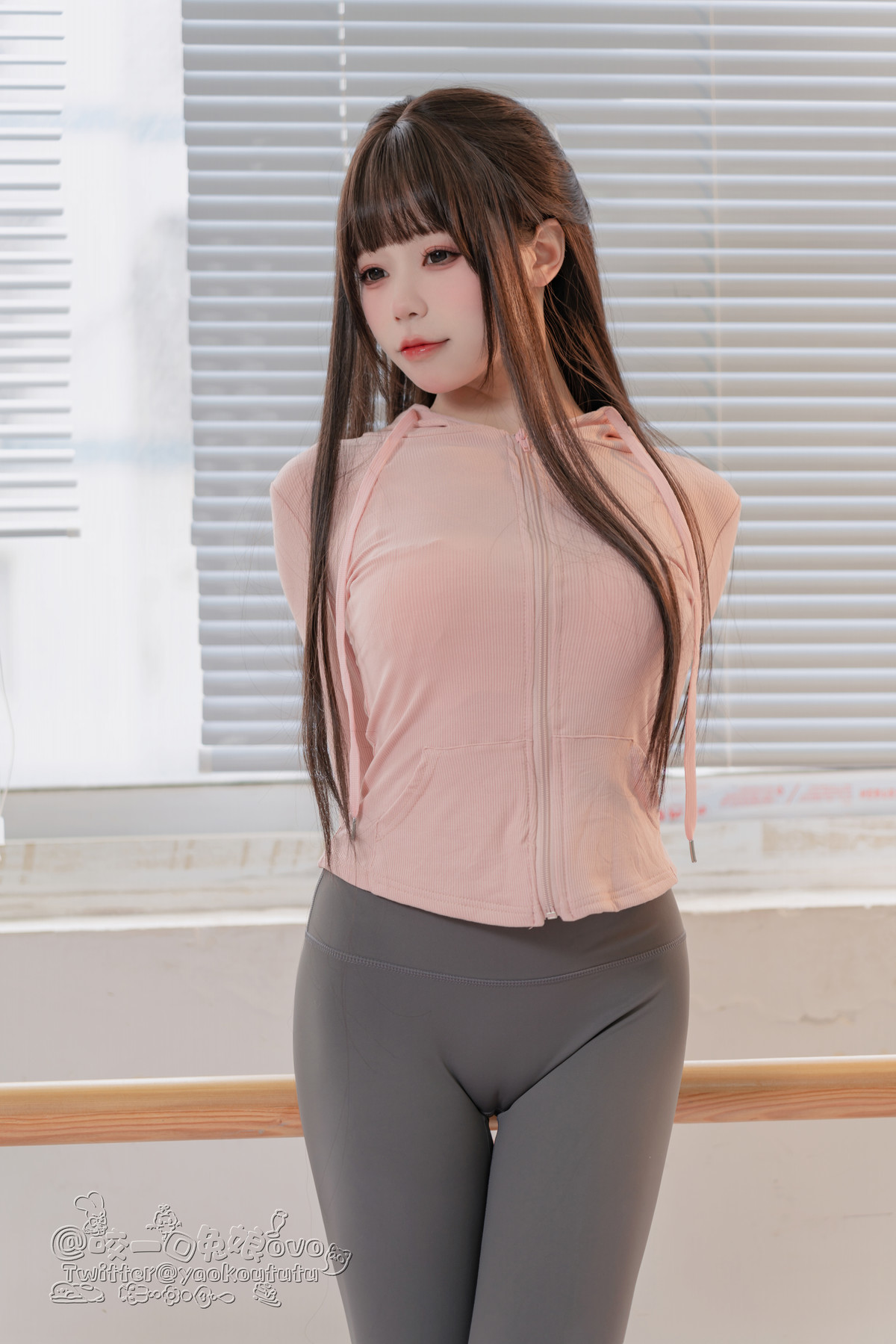 Cosplay 黏黏团子兔 兔娘瑜伽私教课 4
