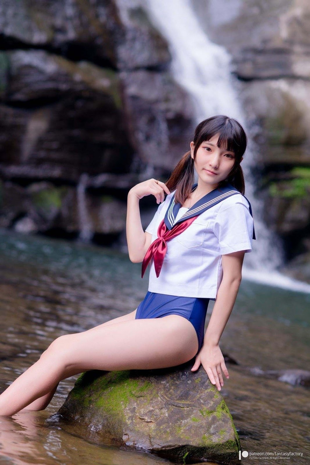 [小丁Patron] High School Girl with Pretty Pussy 皮衣濕身誘惑 (Fantasy Factory) 30