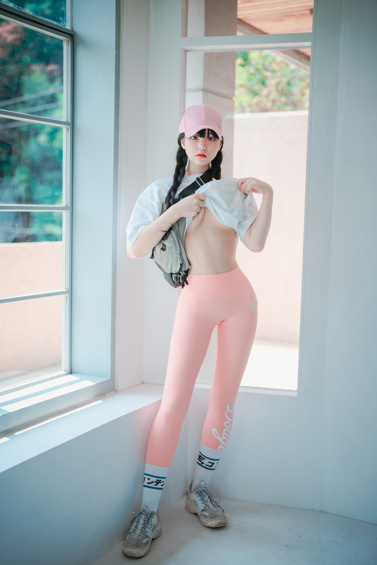 Jeong Jenny 정제니, DJAWA ‘Loose and Tight Pink’ Set.03 22