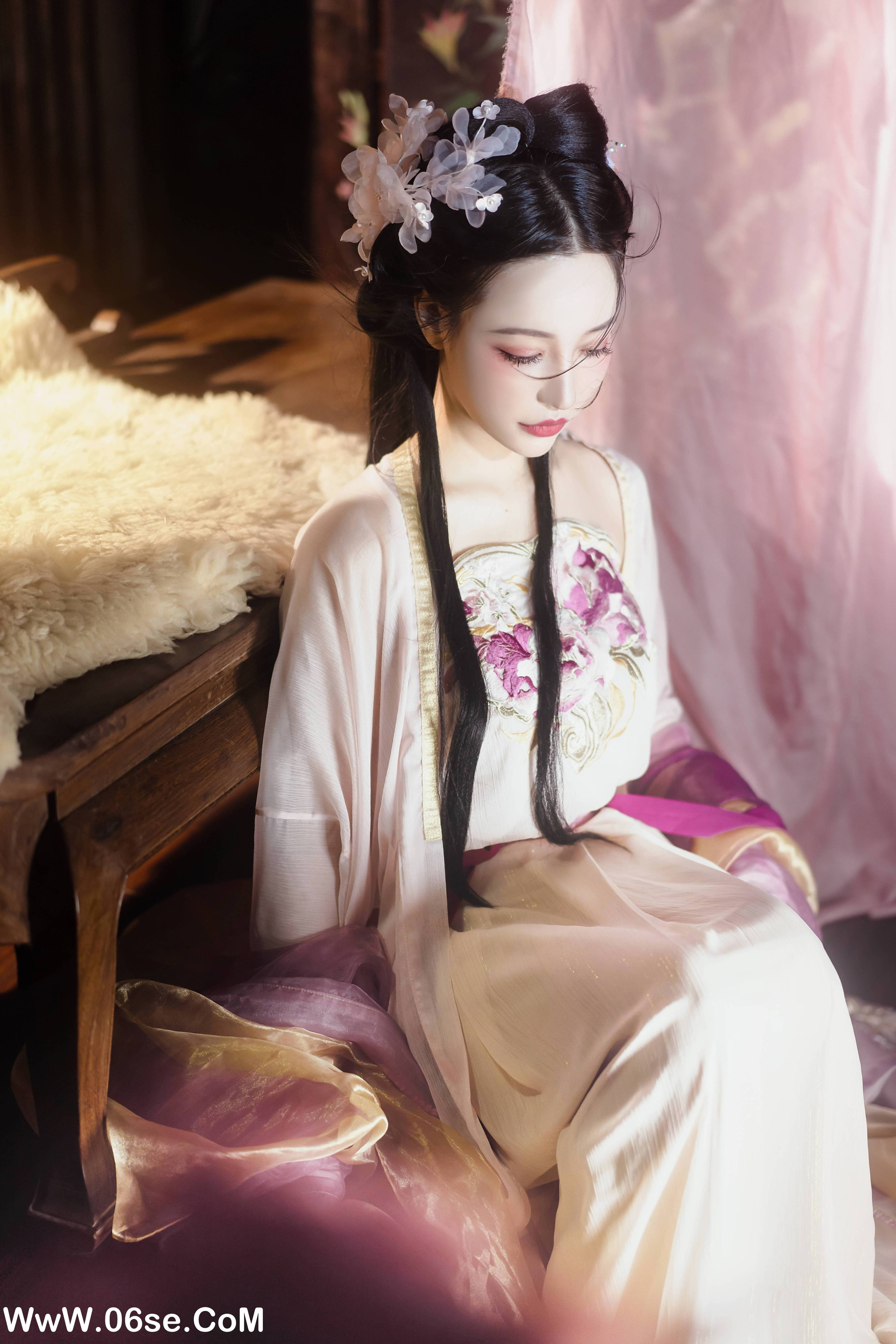 图片[19]-[YITUYU艺图语]2022.11.26 醉花酿 小田月嘉[26+1P／596MB]-六色网