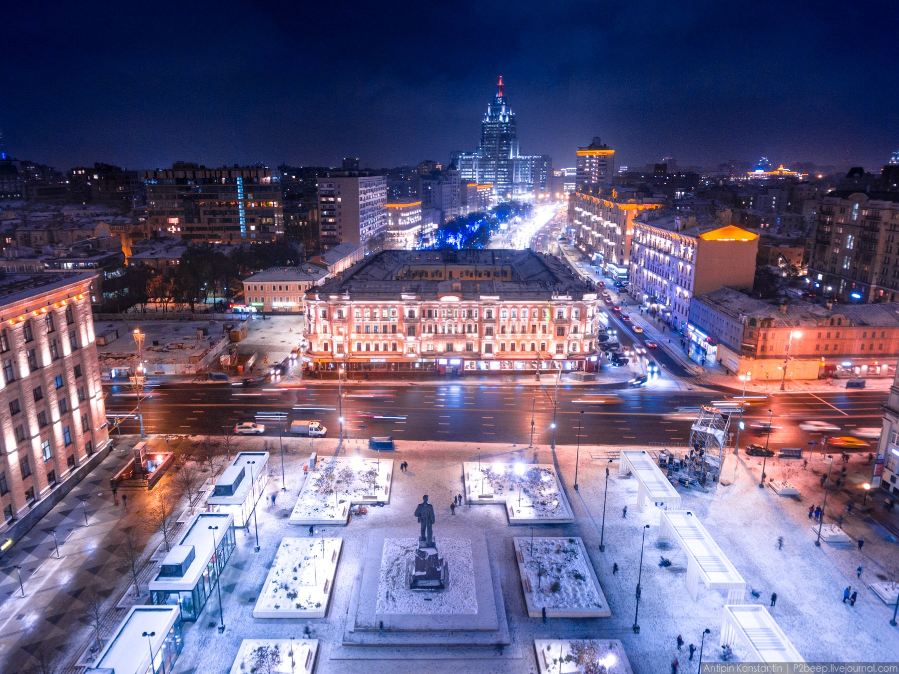 Чувствовать площадь. Триумфальная площадь в Москве. Пушкинская площадь Тверь. Триумфальная площадь ночь. Триумфальная площадь 2000.